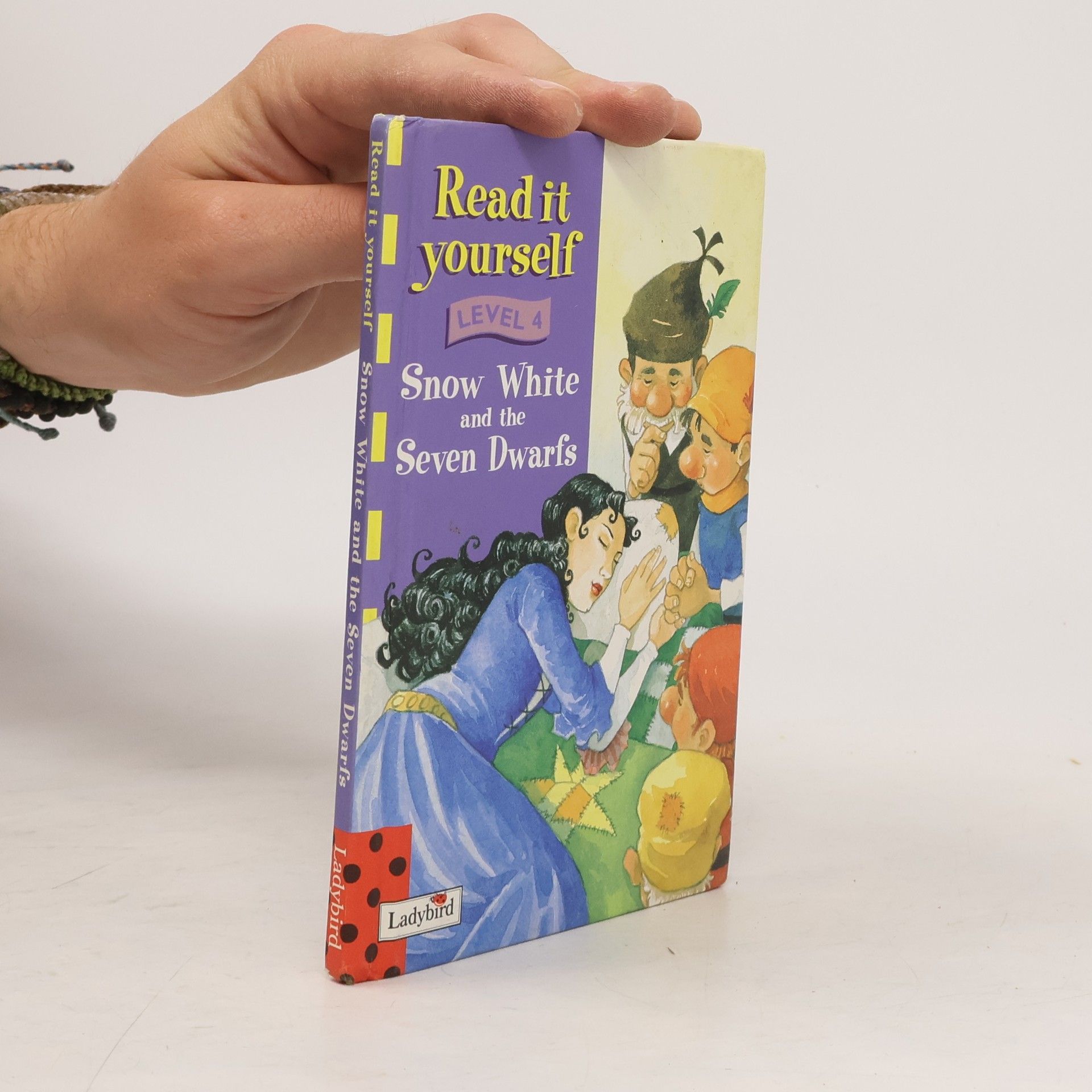 Claire Pound Snow White and the Seven Dwarfs