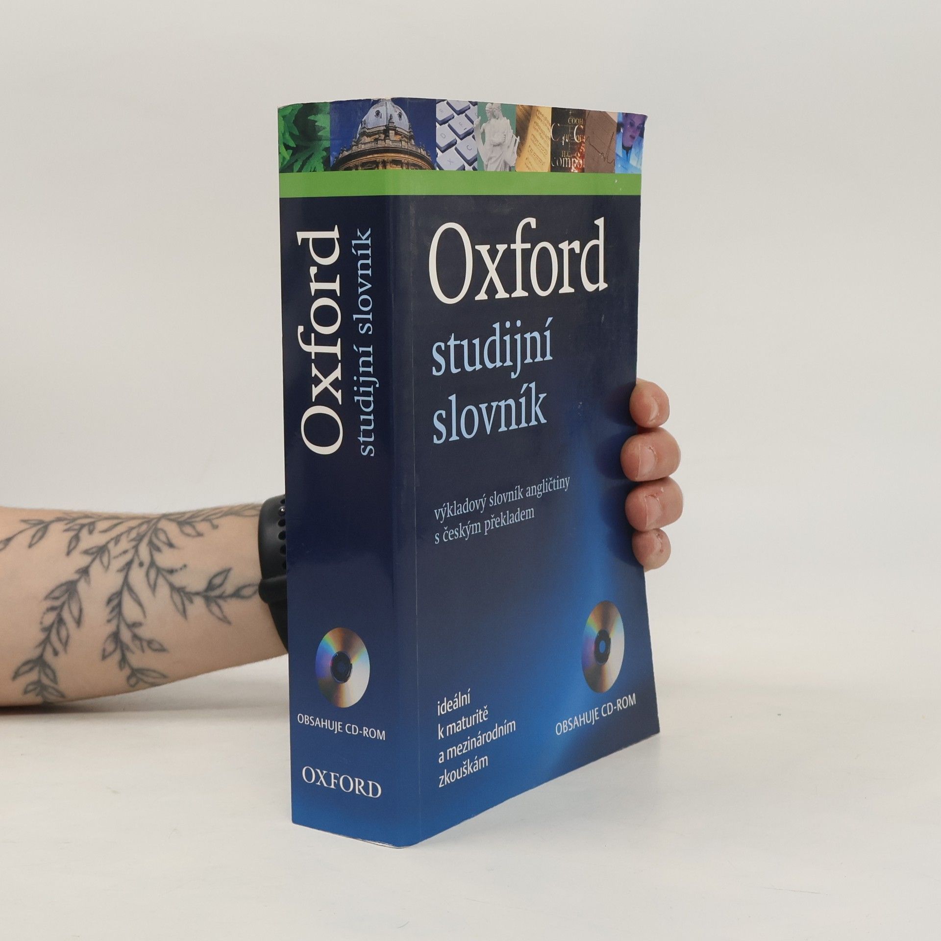 Janet Phillips Oxford studijní slovník. Výkladový slovník angličtiny s českým překladem