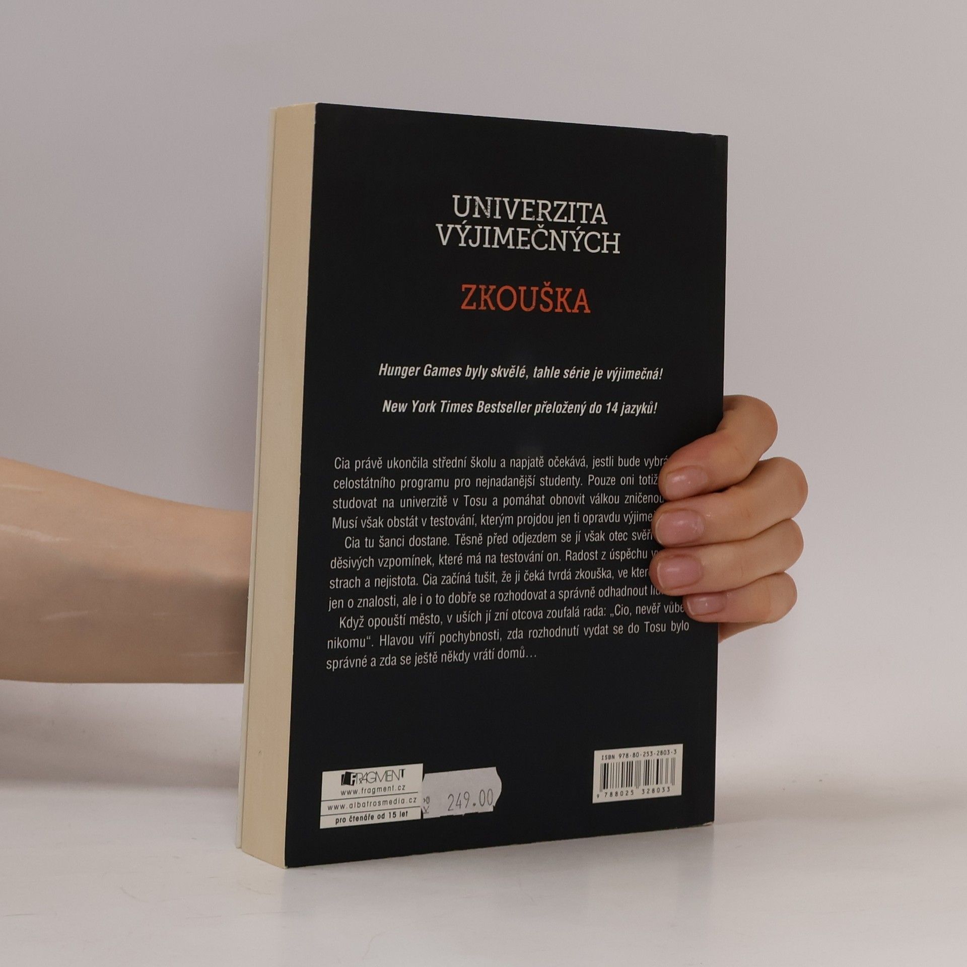 Joelle Charbonneau Univerzita výjimečných. Zkouška