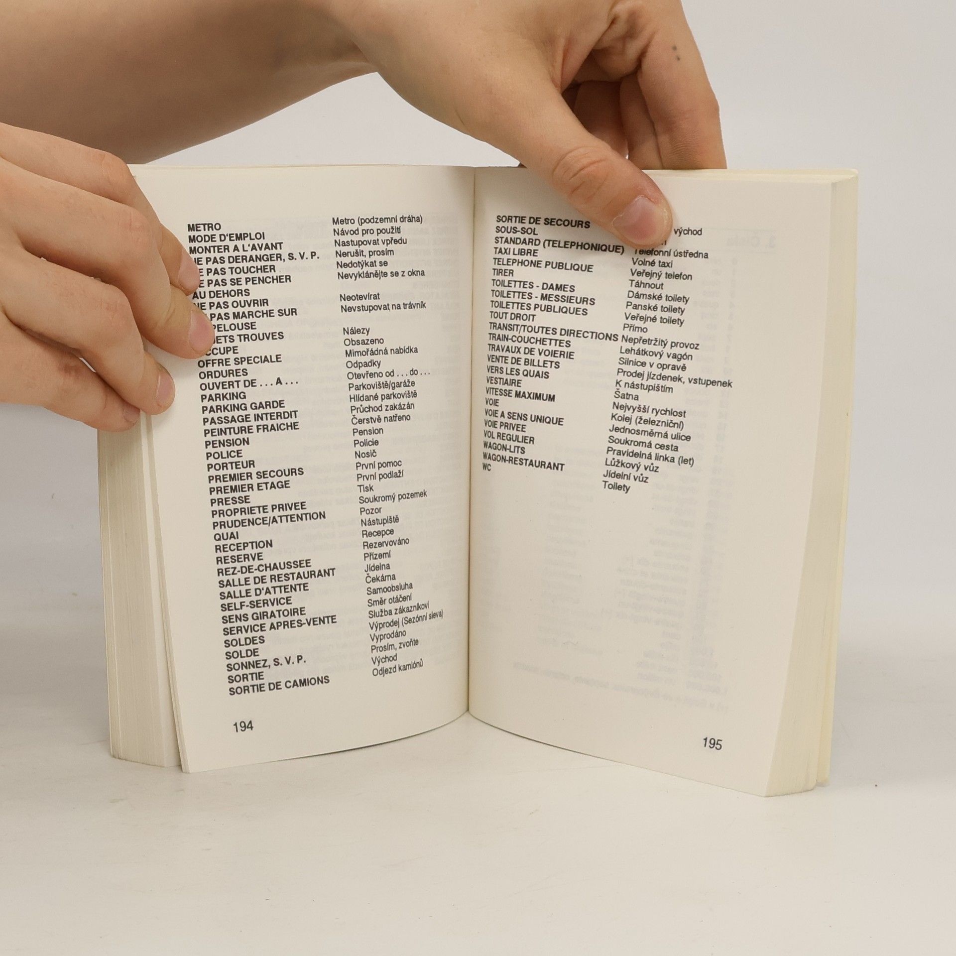 Various authors Euro business: Jazykový průvodce česko-francouzský