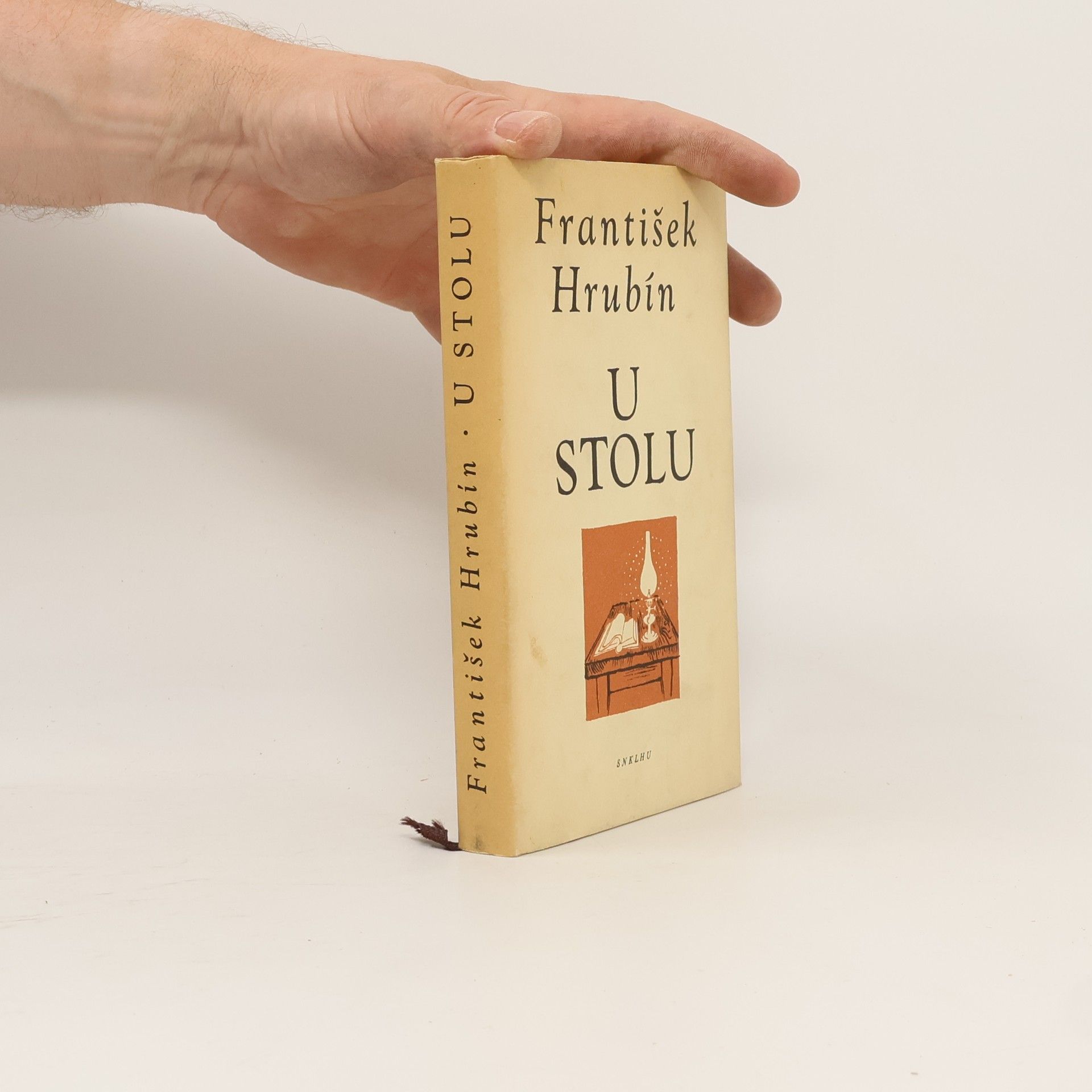 František Hrubín U stolu