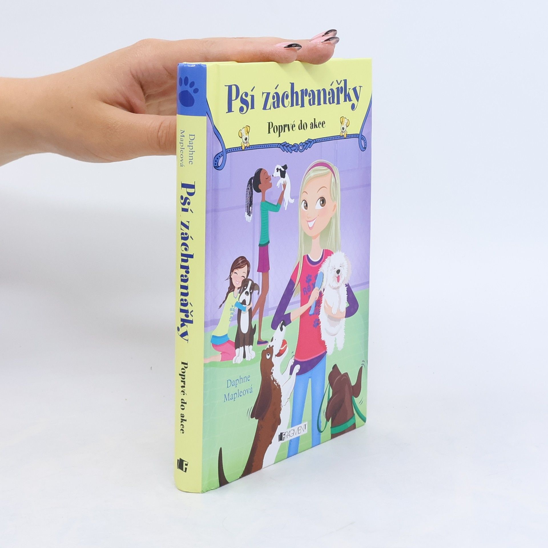 Daphne Maple Psí záchranářky. Poprvé do akce