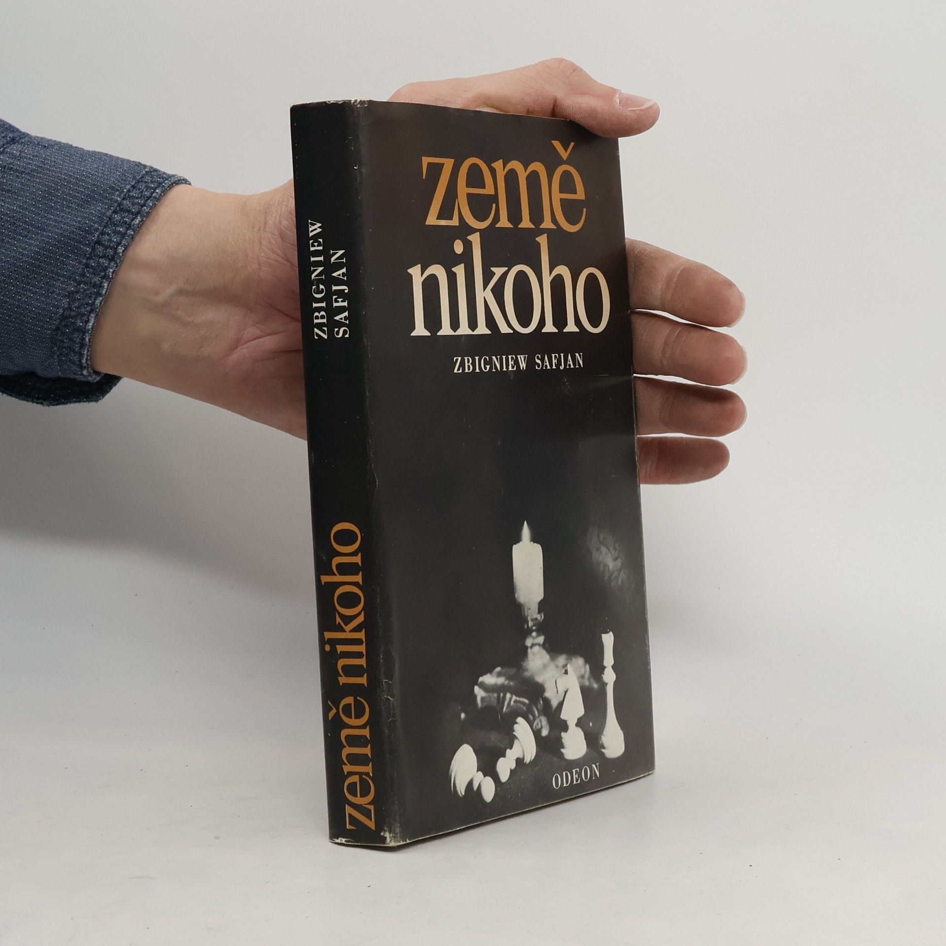 Zbigniew Safjan Země nikoho