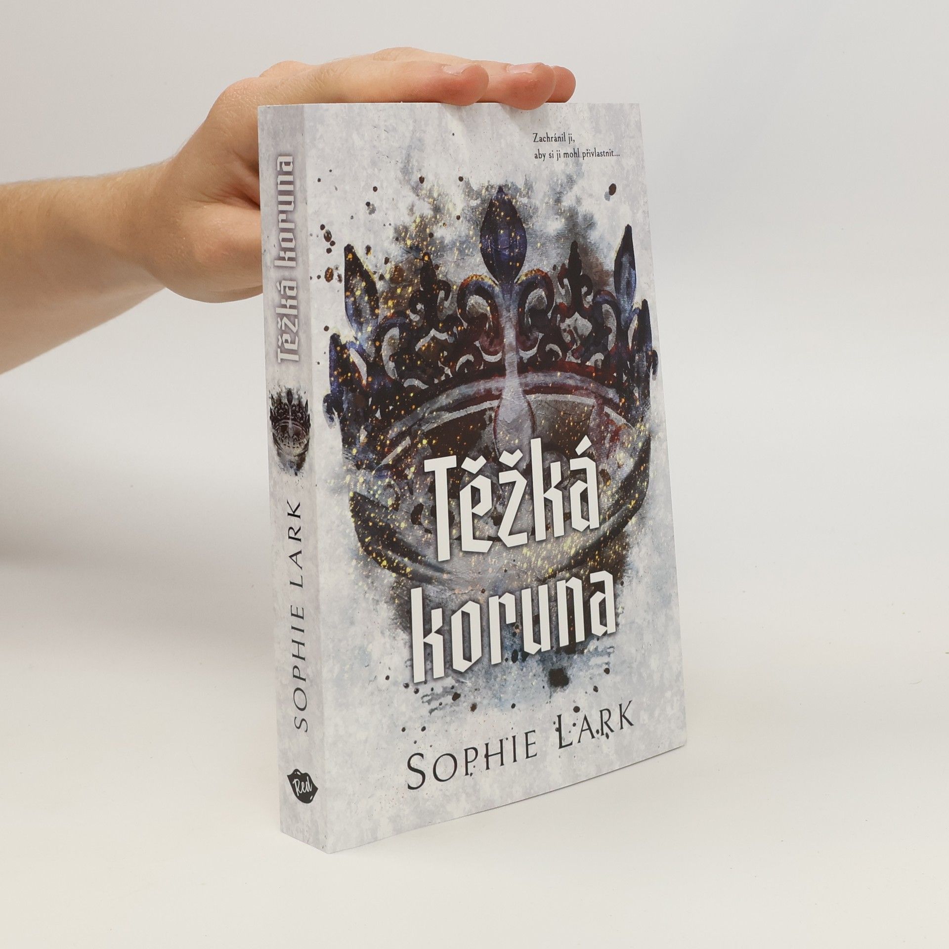 Sophie Lark Těžká koruna