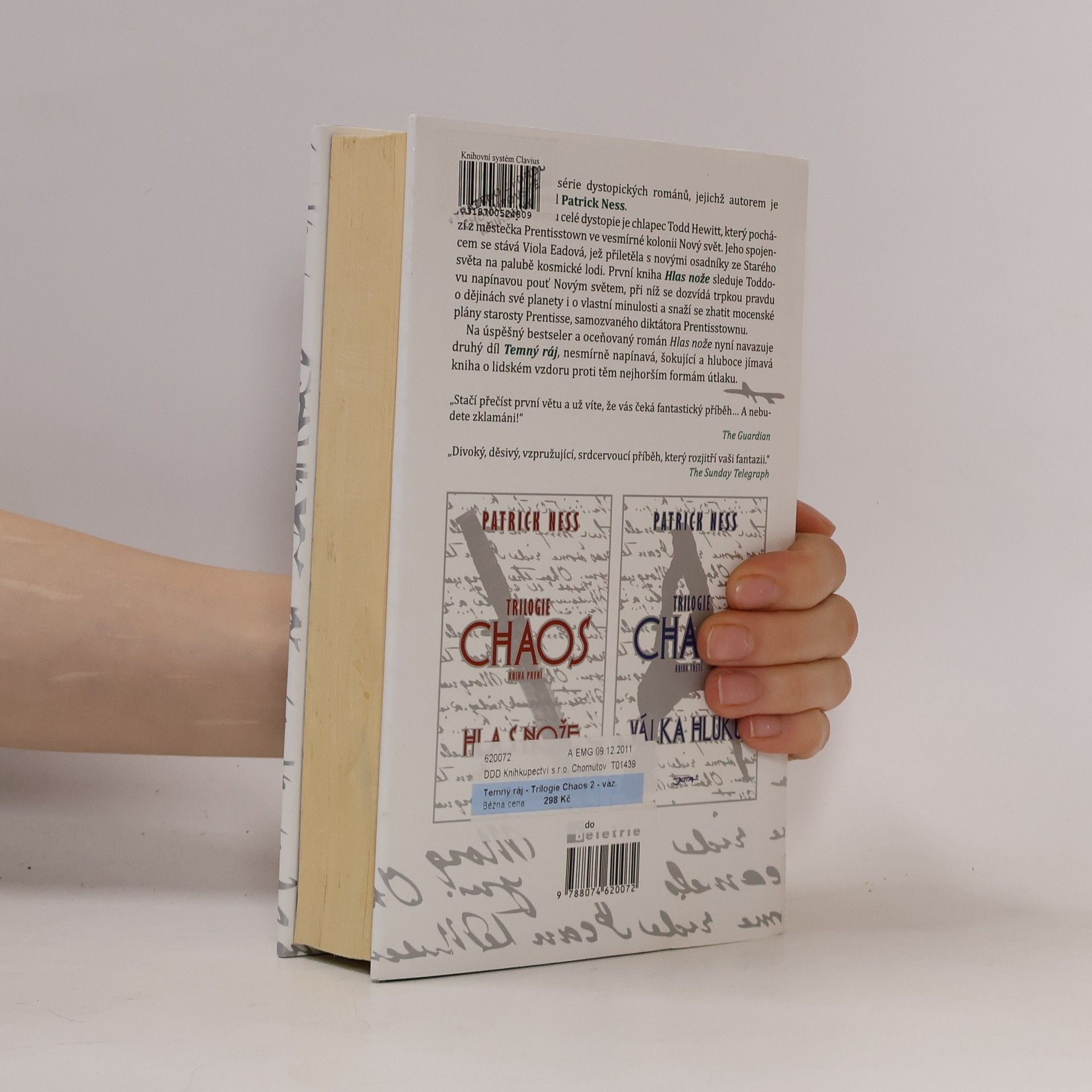 Patrick Ness Chaos. Temný ráj