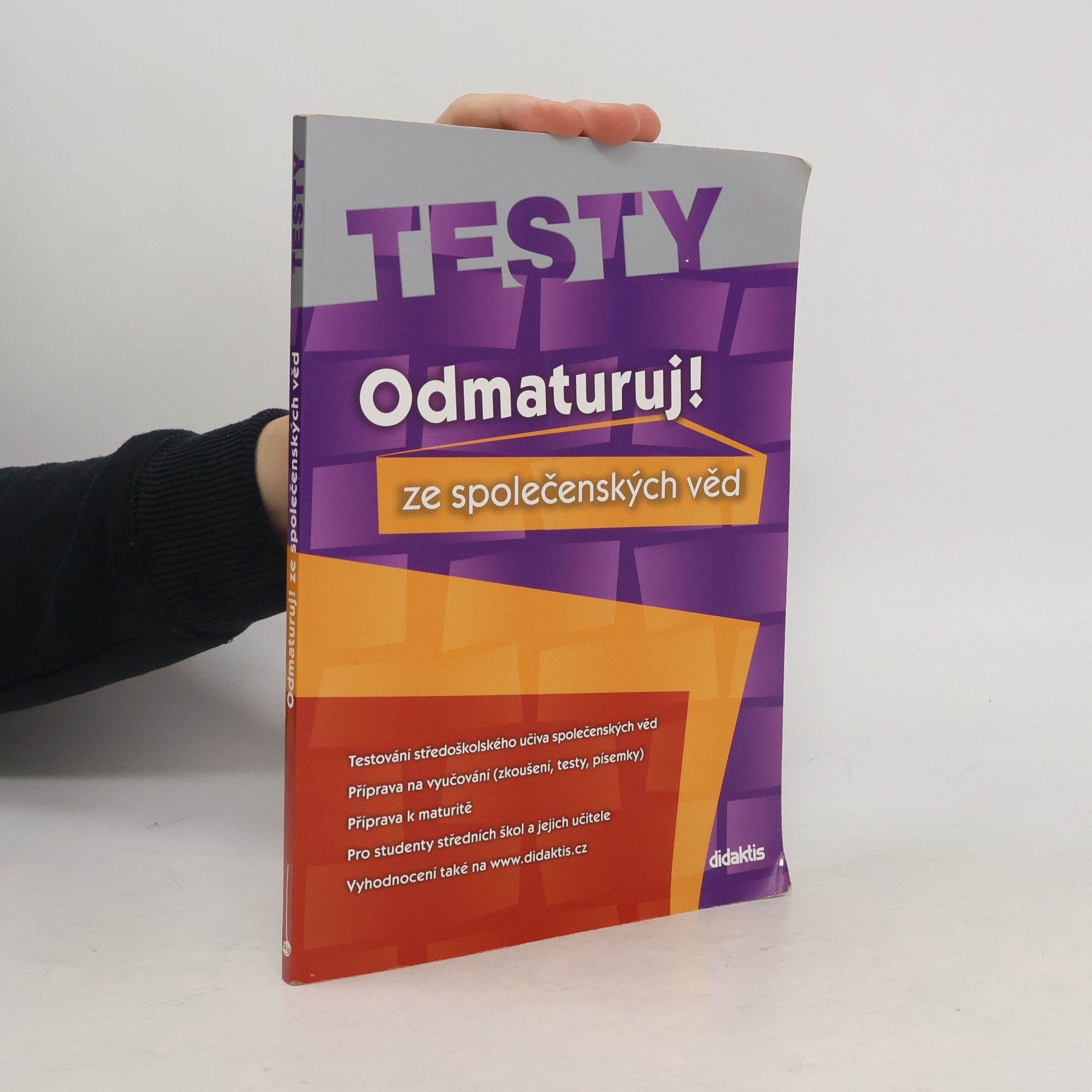 Miloslava Blažková Odmaturuj! ze společenských věd. Testy