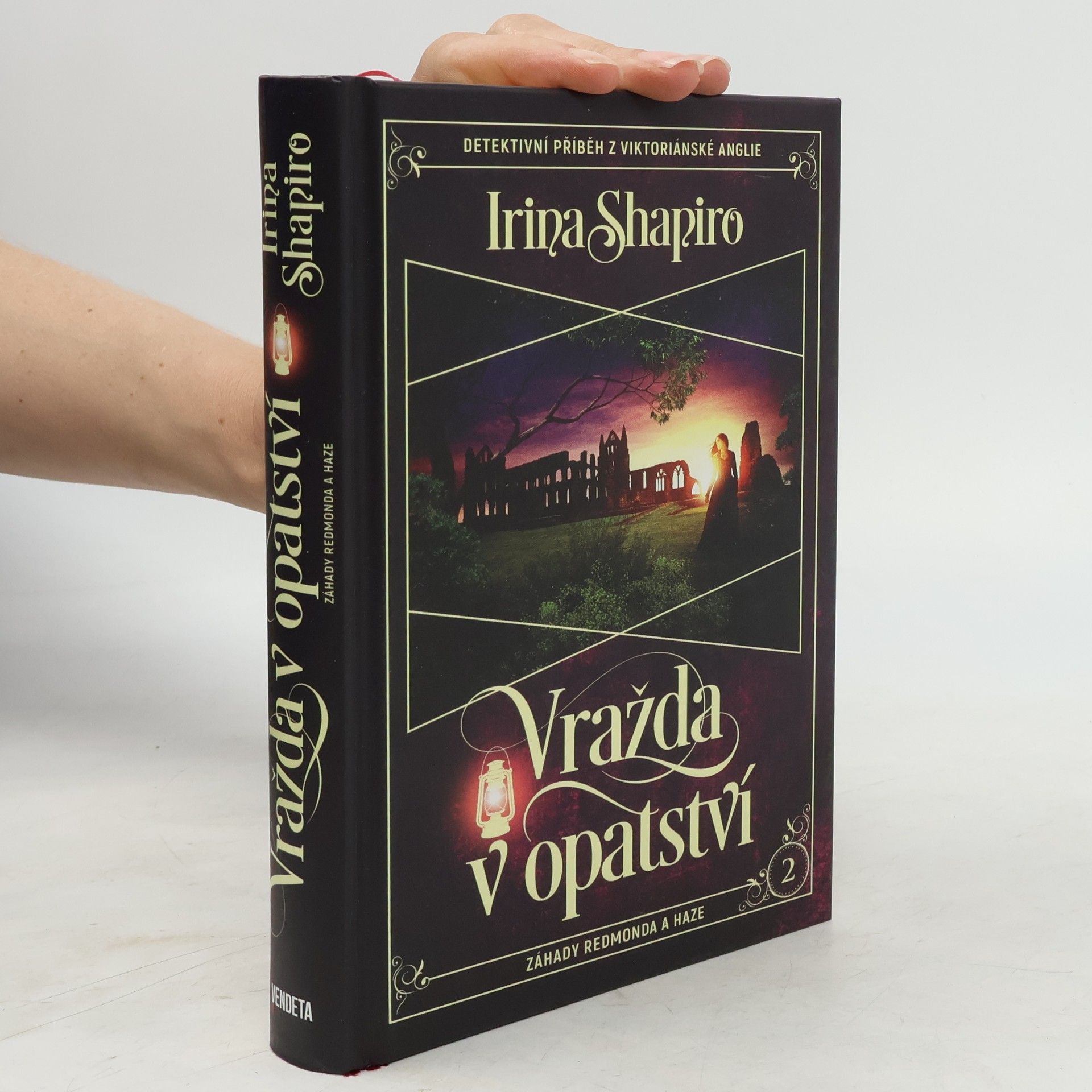 Vražda v opatství : záhady Redmonda a Haze