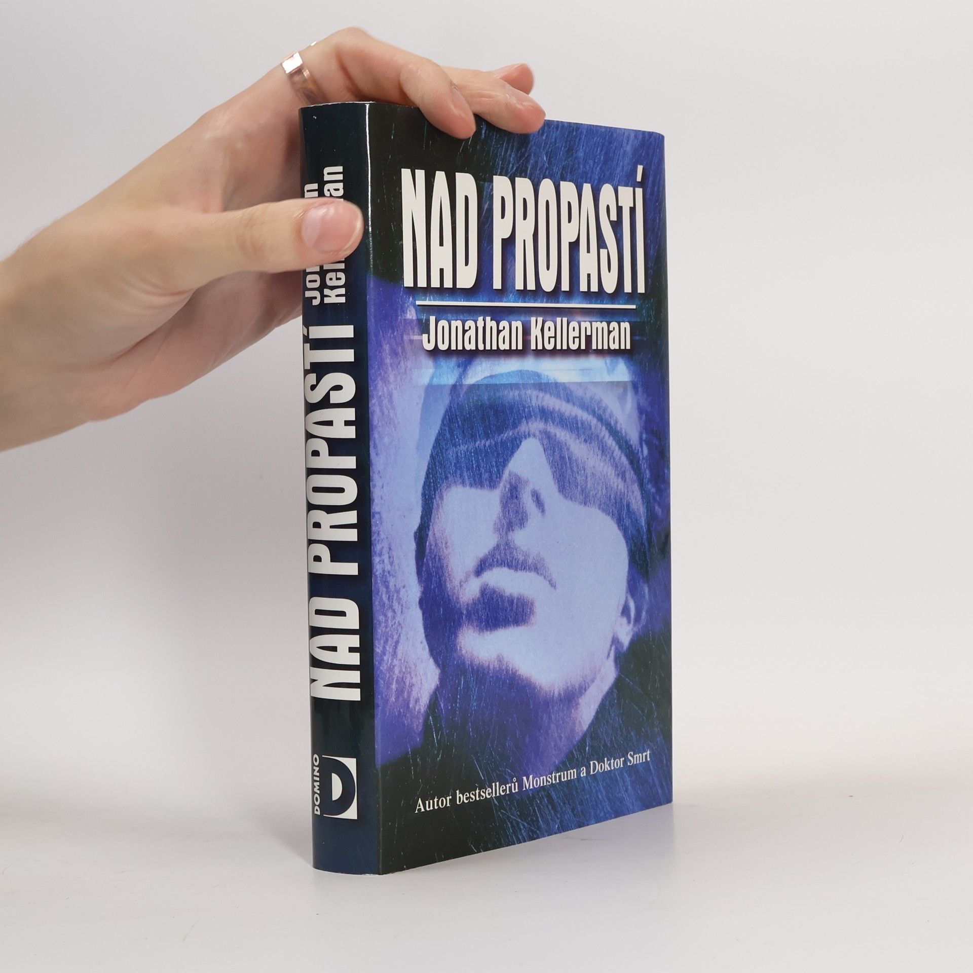 Jonathan Kellerman Nad propastí