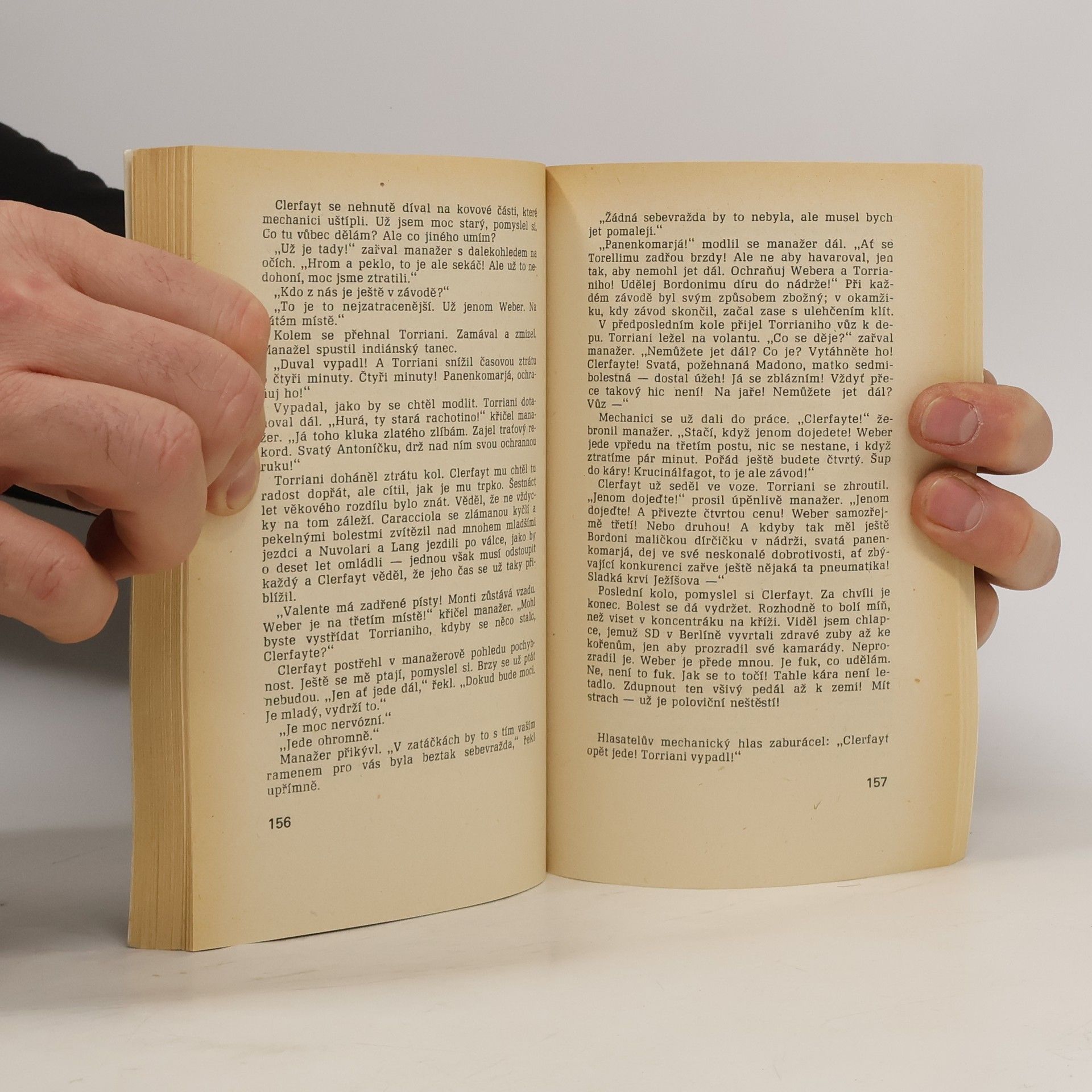 Erich Maria Remarque Nebe nezná vyvolených