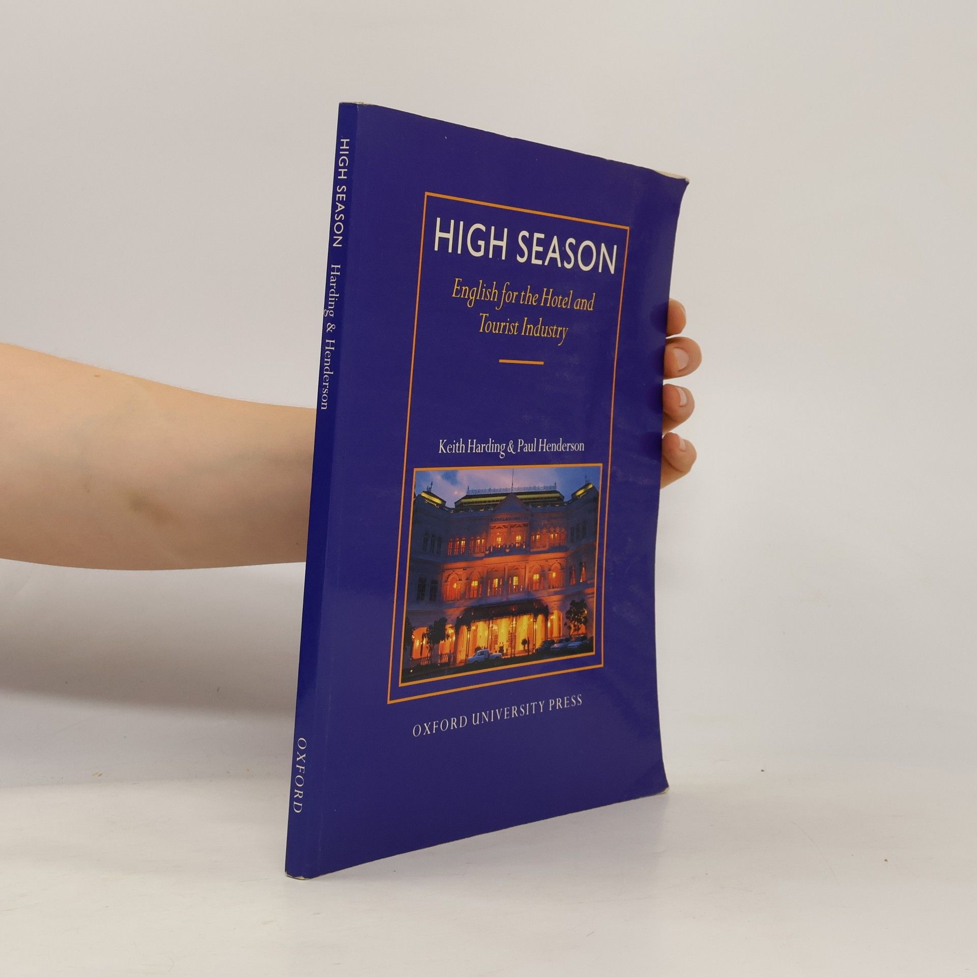 Paul Henderson High season : English for the hotel and tourist industry