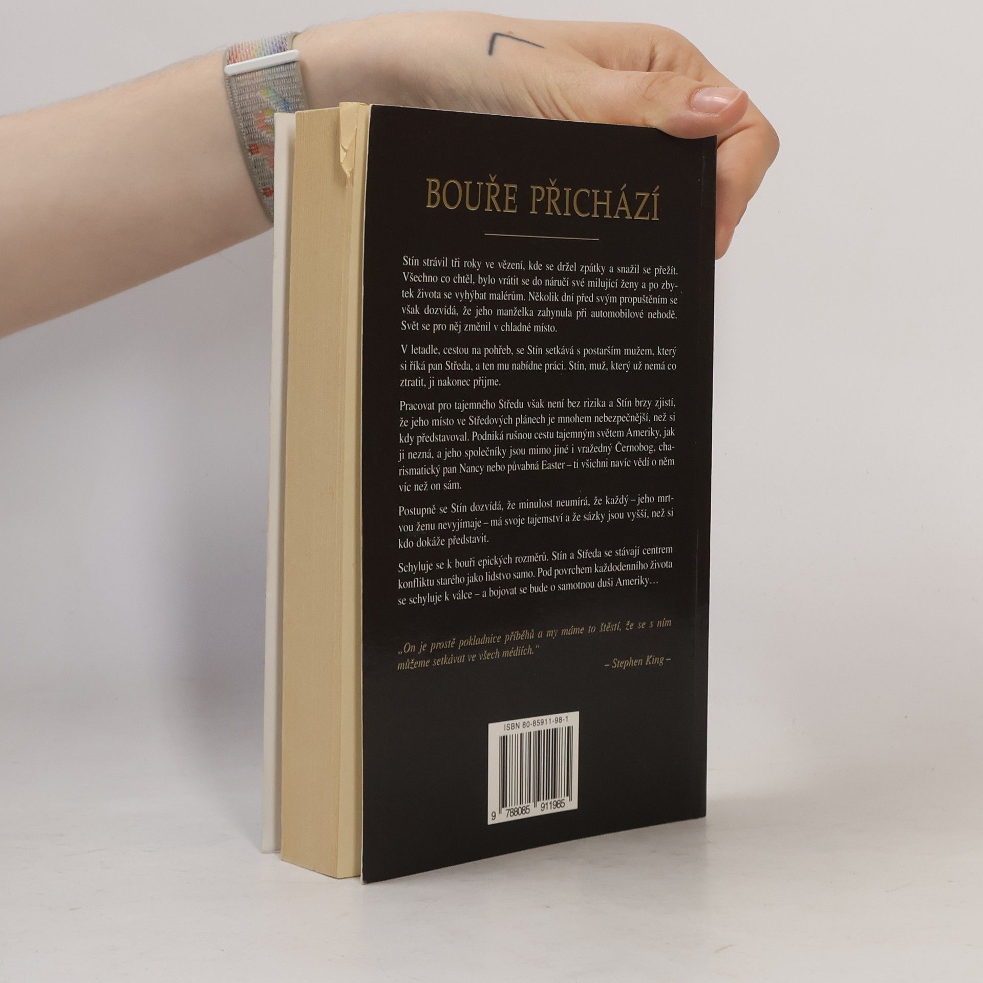 Neil Gaiman Američtí bohové