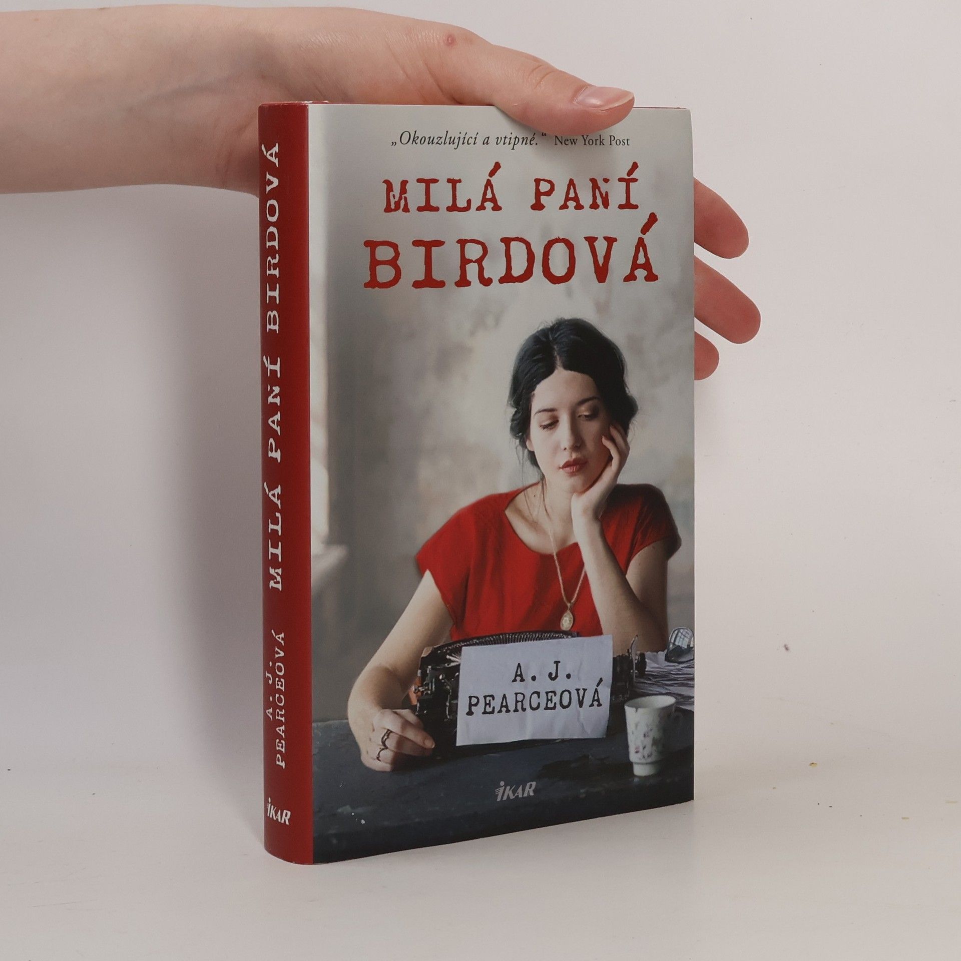 A. J. Pearce Milá paní Birdová
