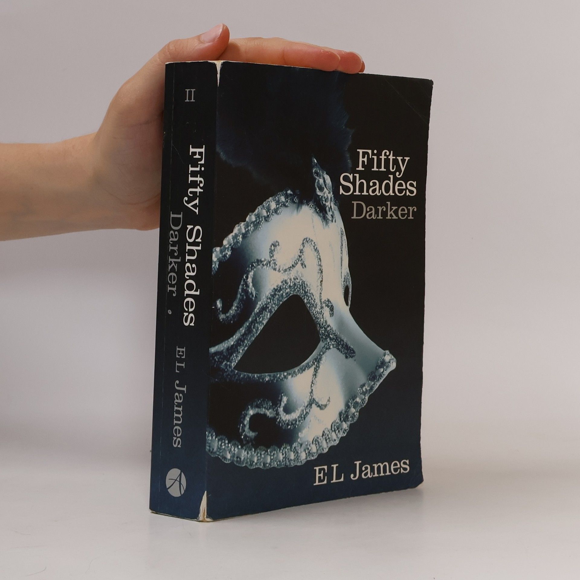 E. L. James Fifty Shades Darker