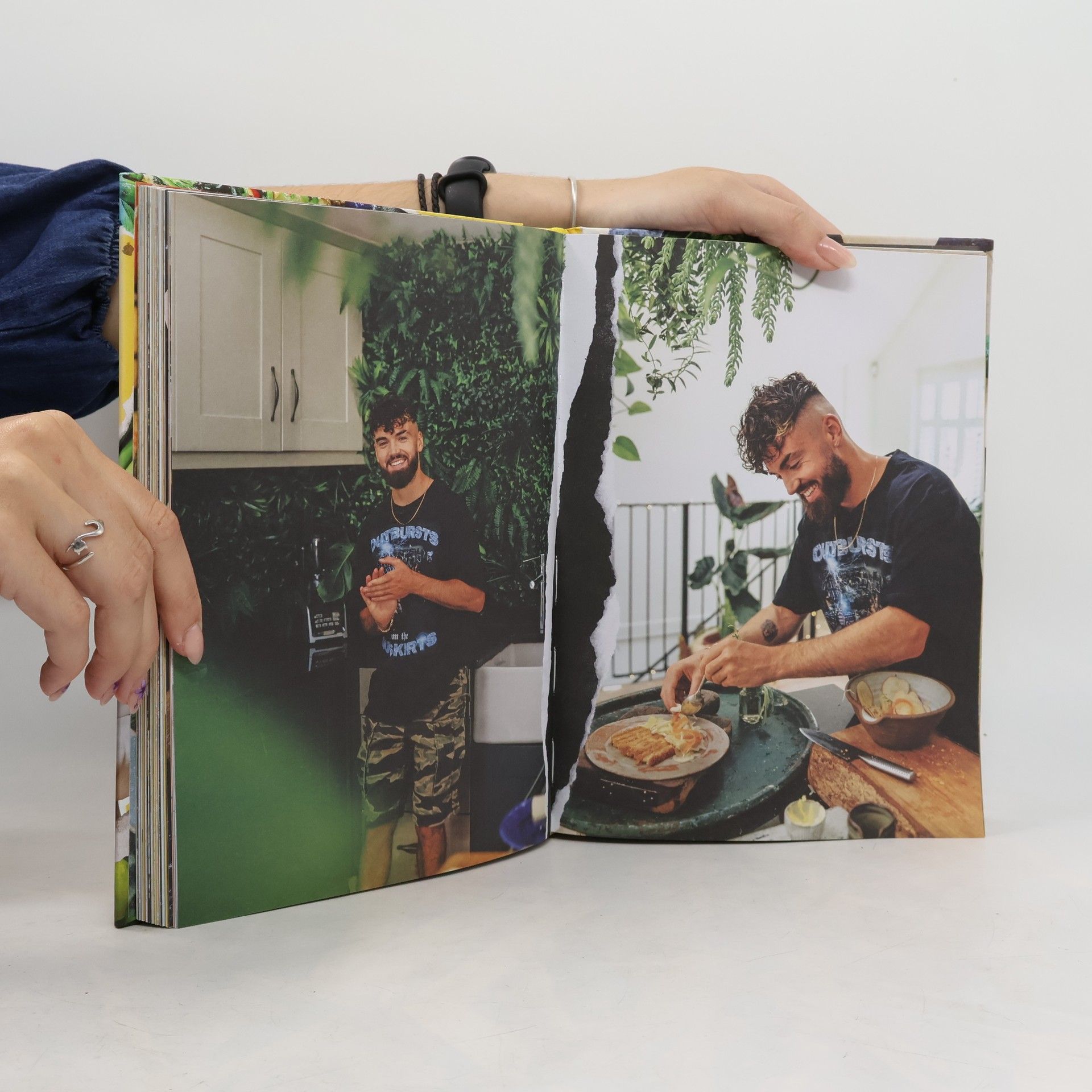 Gaz Oakley Plants-Only Kitchen