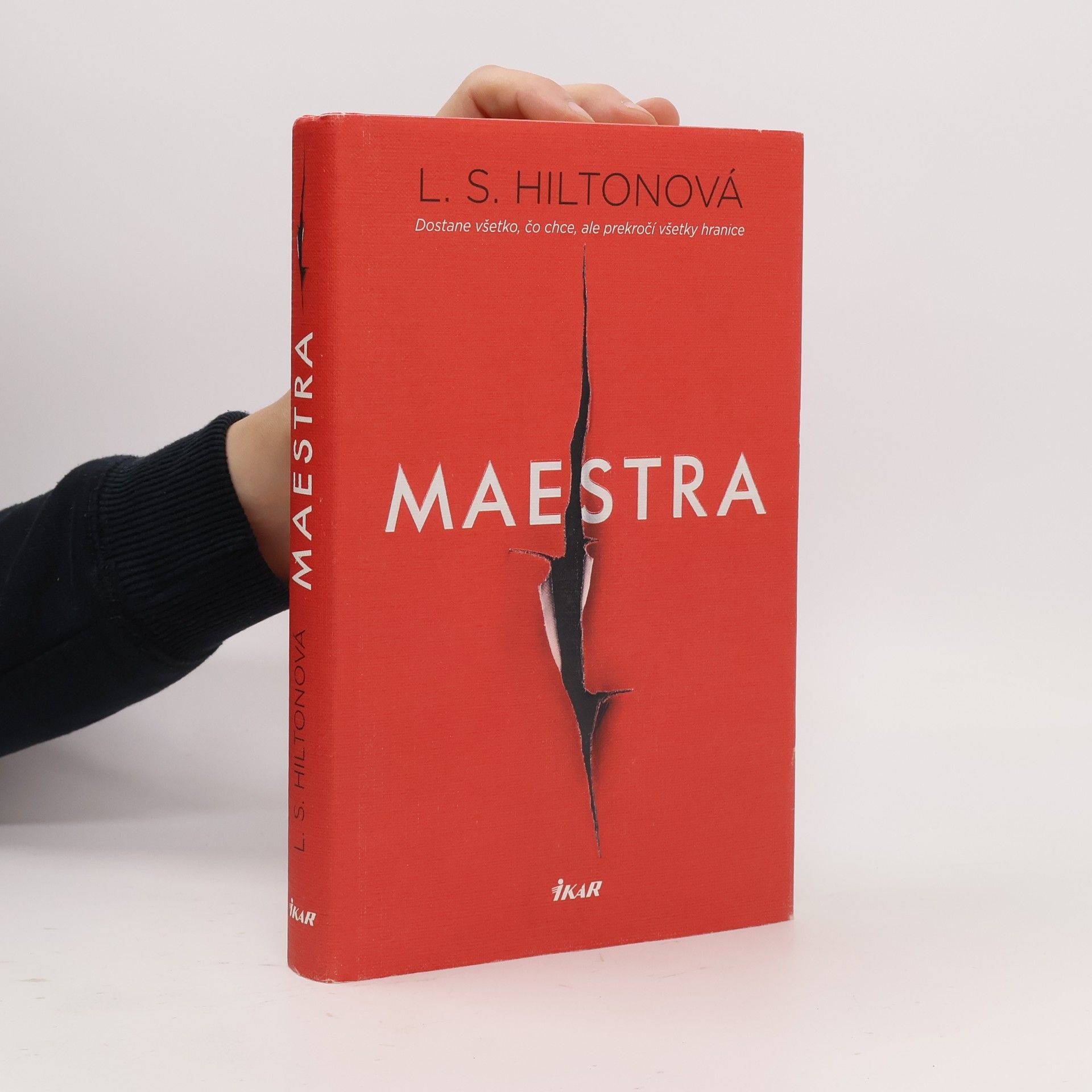 L. S. Hilton Maestra