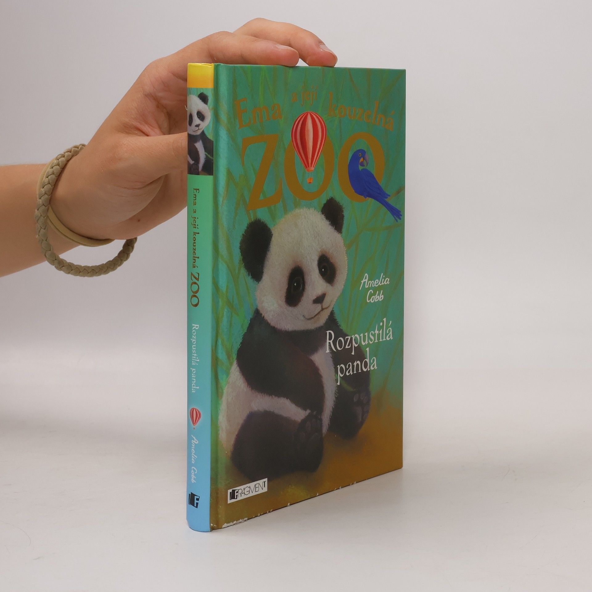 Amelia Cobb Ema a její kouzelná zoo. Rozpustilá panda