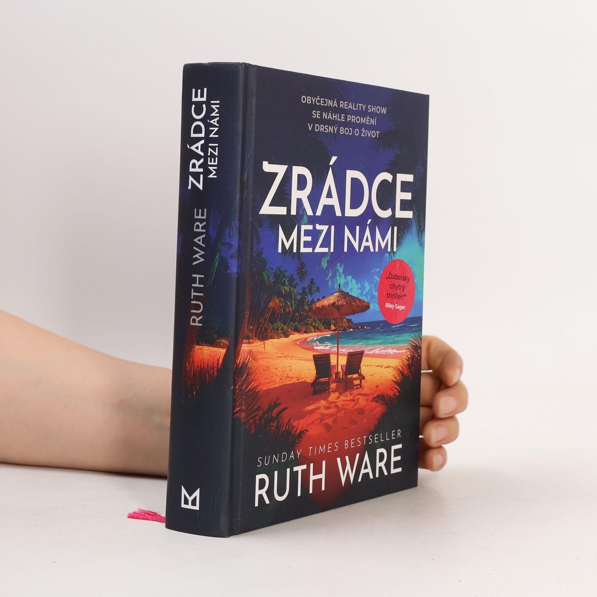 Ruth Ware Zrádce mezi námi