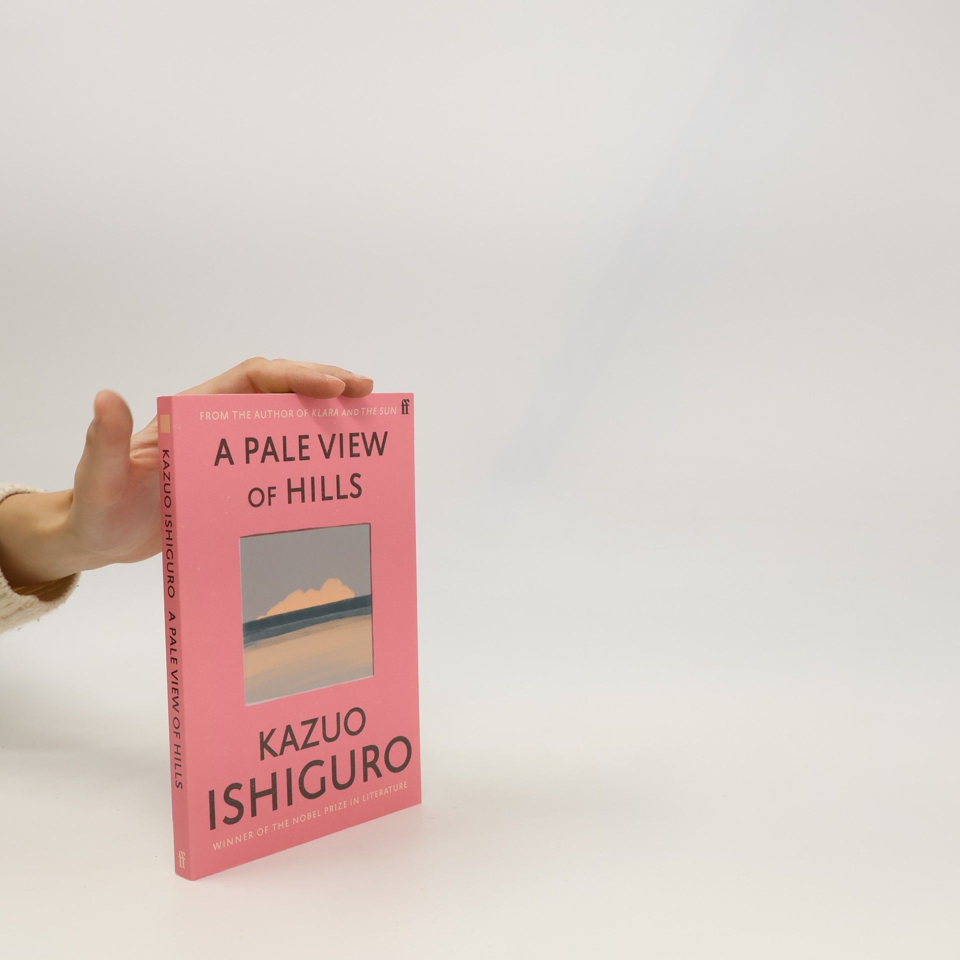 Kazuo Ishiguro A pale view of hills