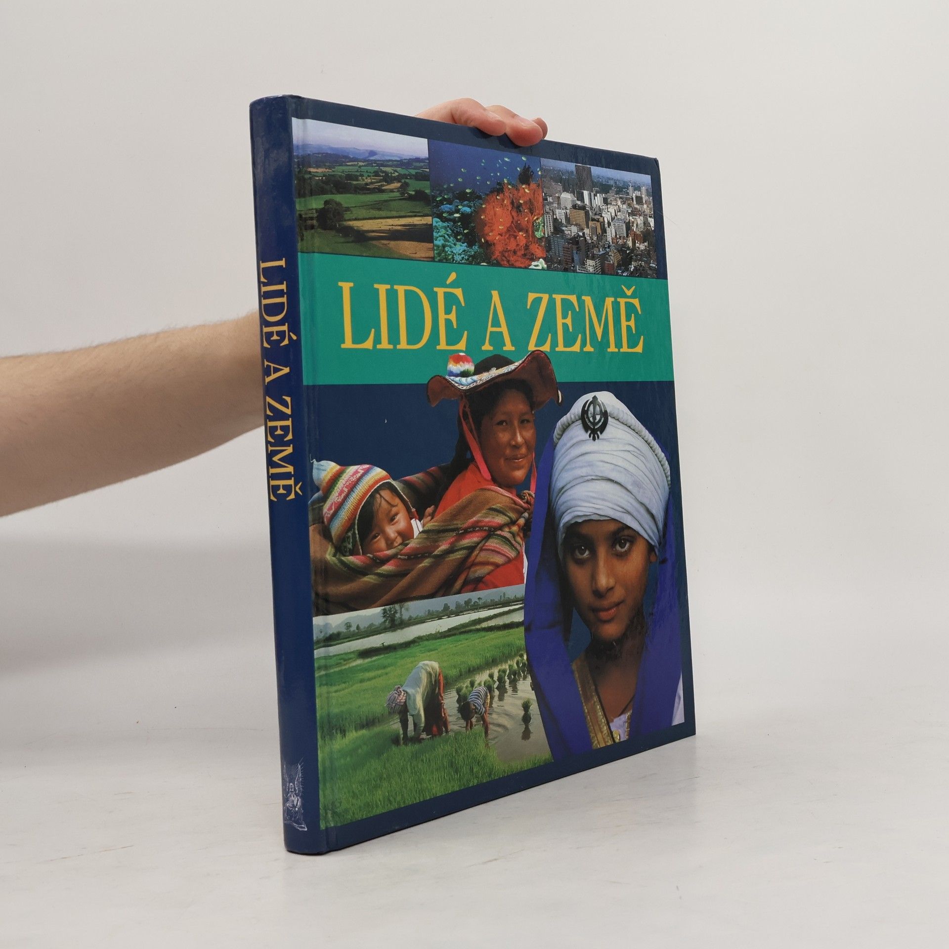Lidé a země