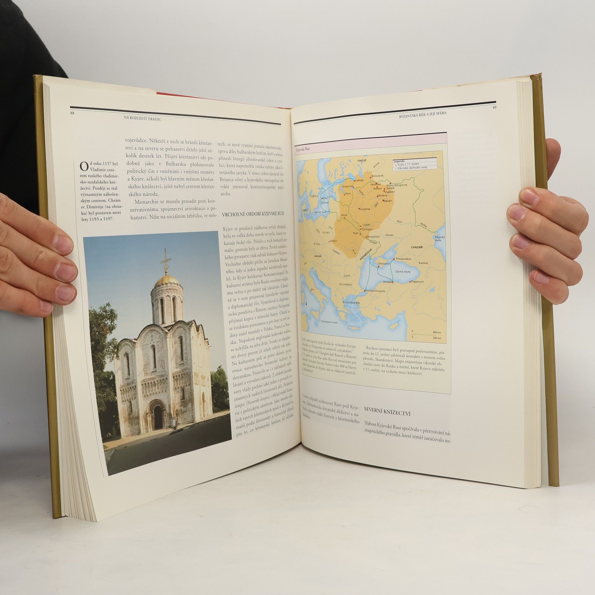 John M. Roberts Ilustrované dějiny světa. IV., Na rozcestí tradic