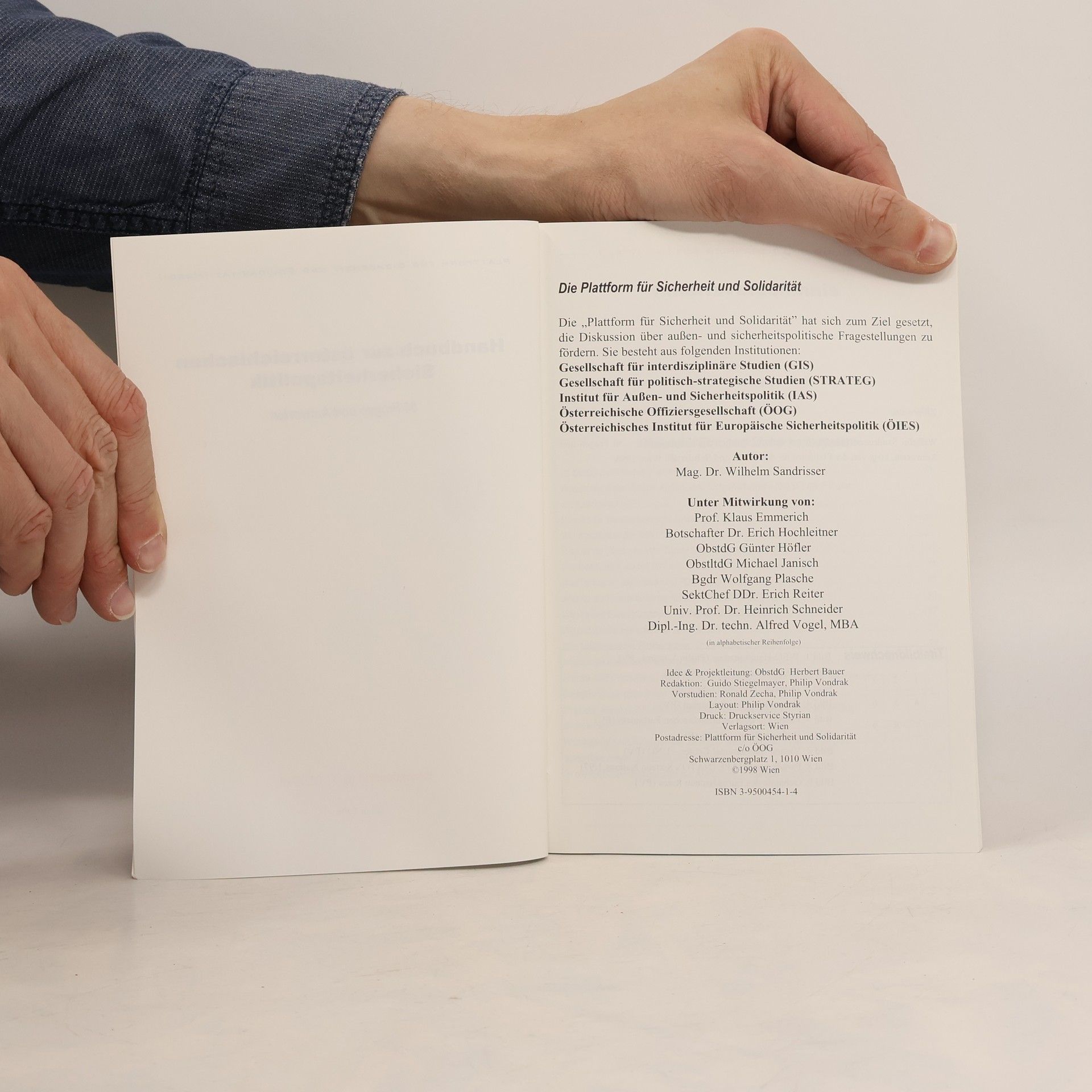 Plattform für Sicherheit und Solidarität Handbuch zur österreichischen Sicherheitspolitik