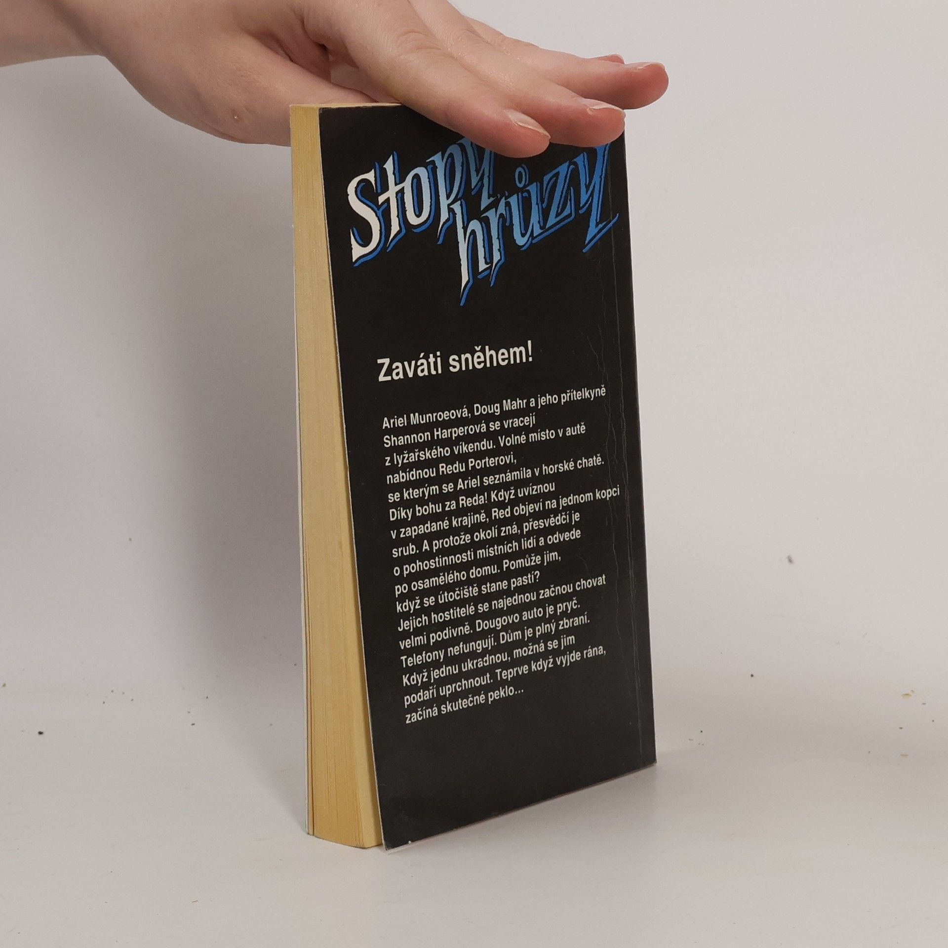 R. L. Stine Víkend na lyžích. Stopy hrůzy 32