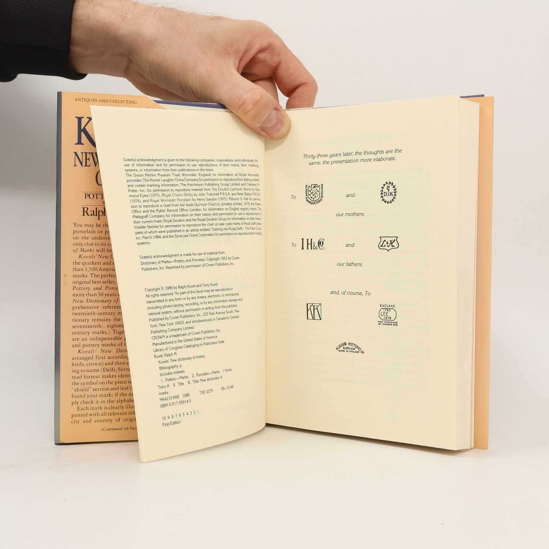 Ralph M. Kovel Kovels' New Dictionary of Marks