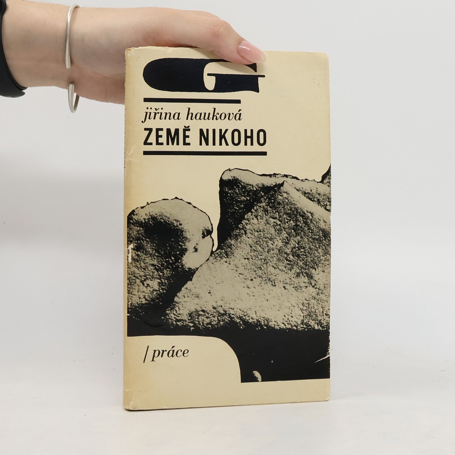 Jiřina Hauková Země nikoho