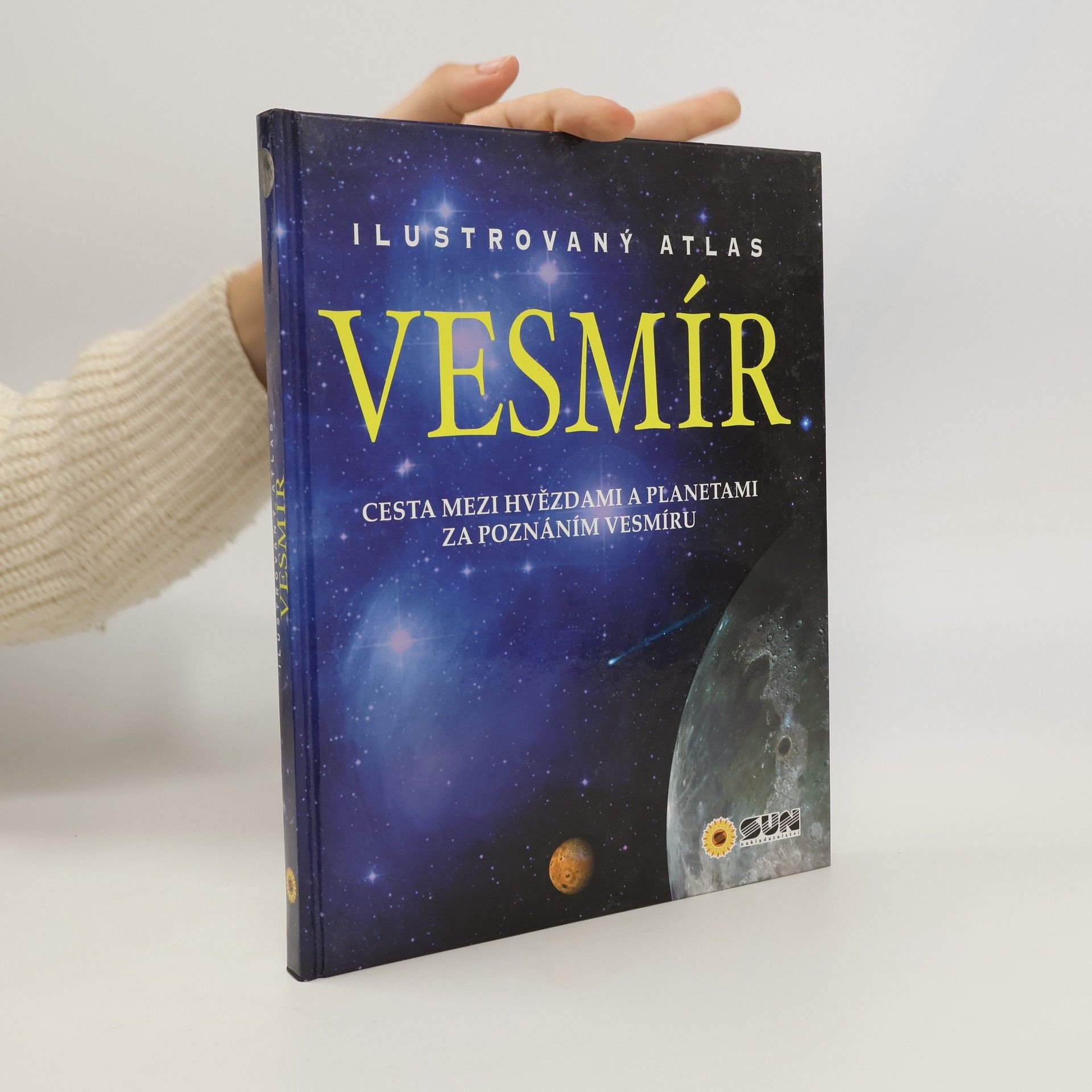 Jiří Mizera Ilustrovaný atlas. Vesmír