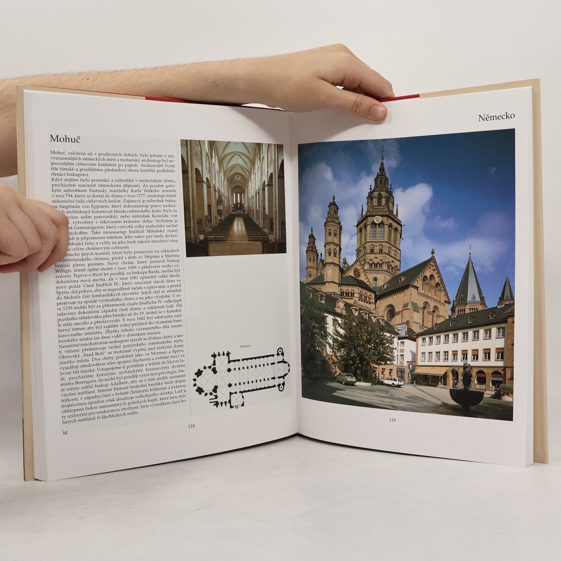 Collectif d'auteurs Katedrály : sto architektonických klenotů Evropy