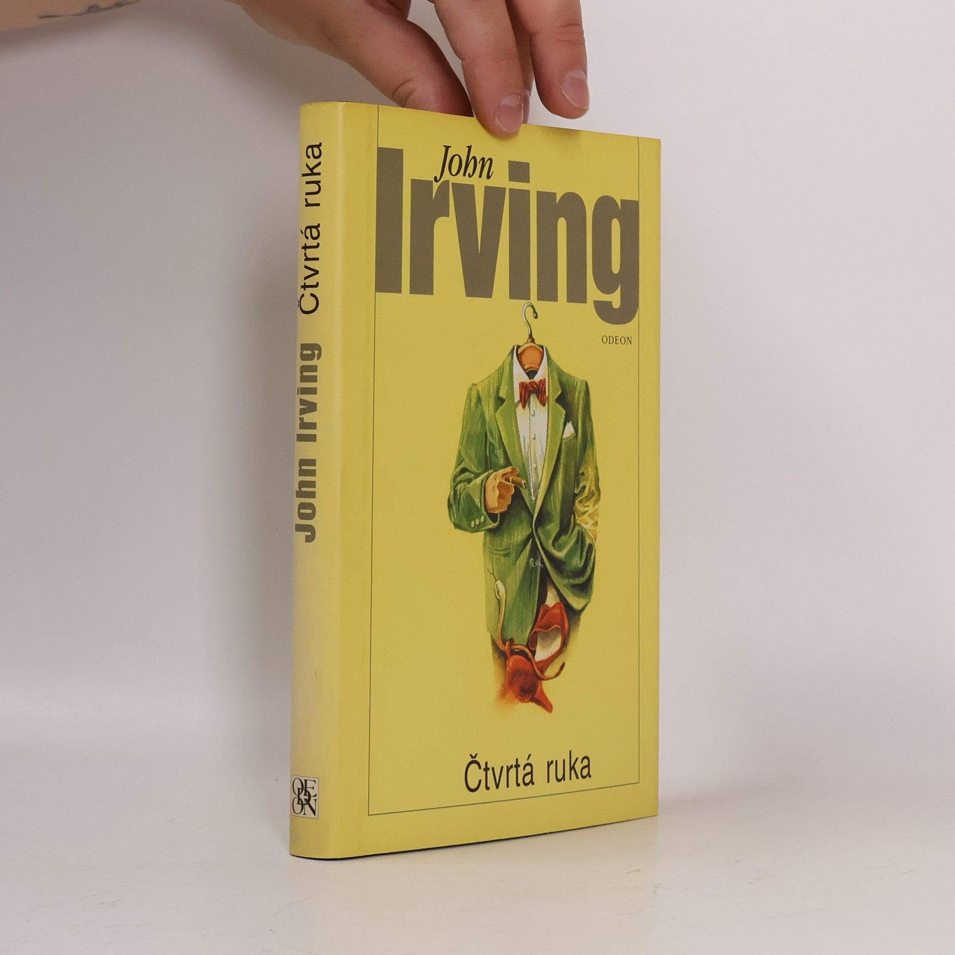 John Irving Čtvrtá ruka