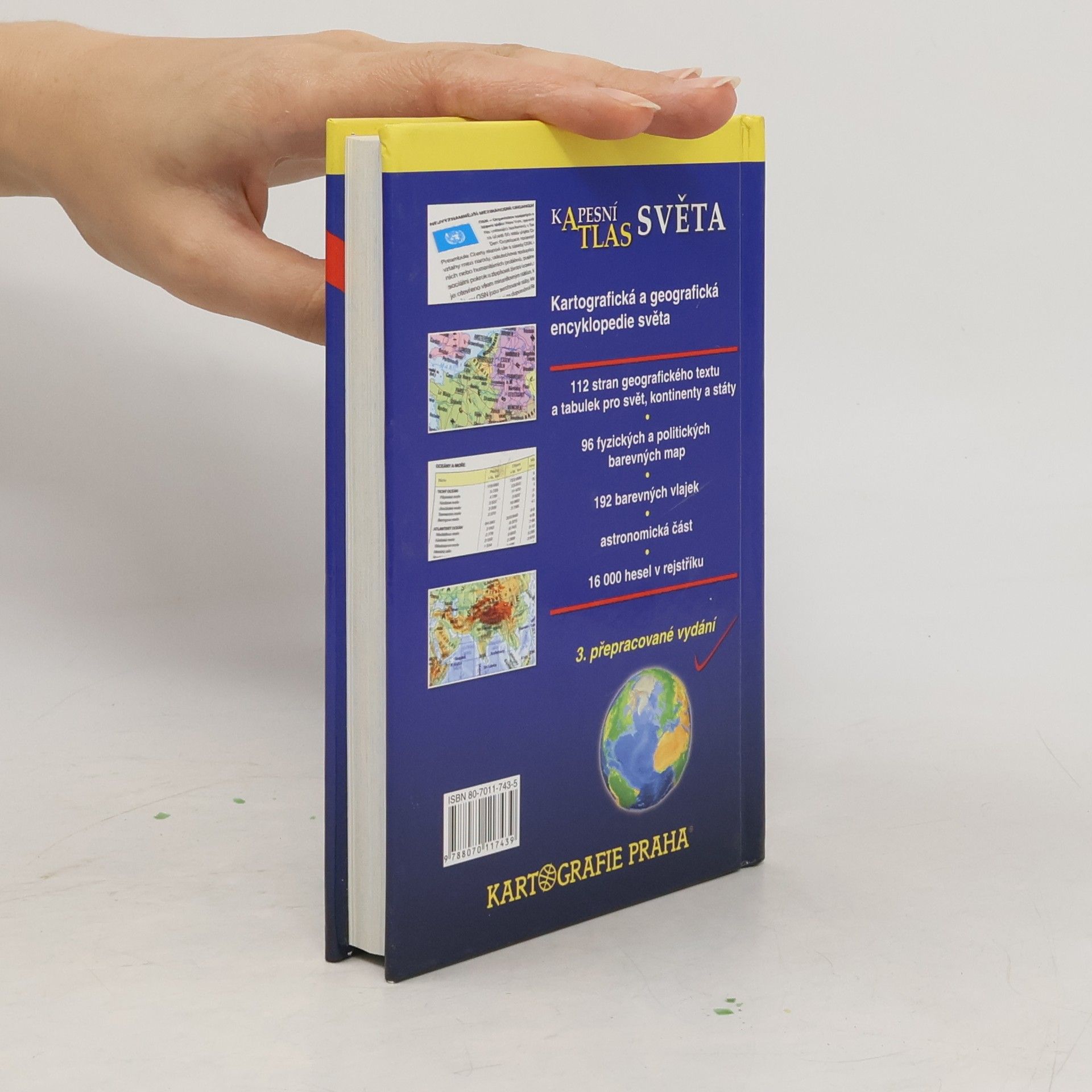 Autorenkollektiv Kapesní atlas světa