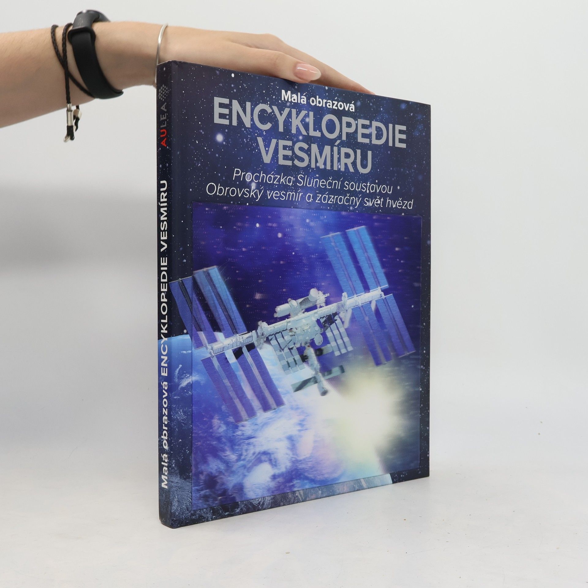 Zdeněk Urban Malá obrazová encyklopedie vesmíru