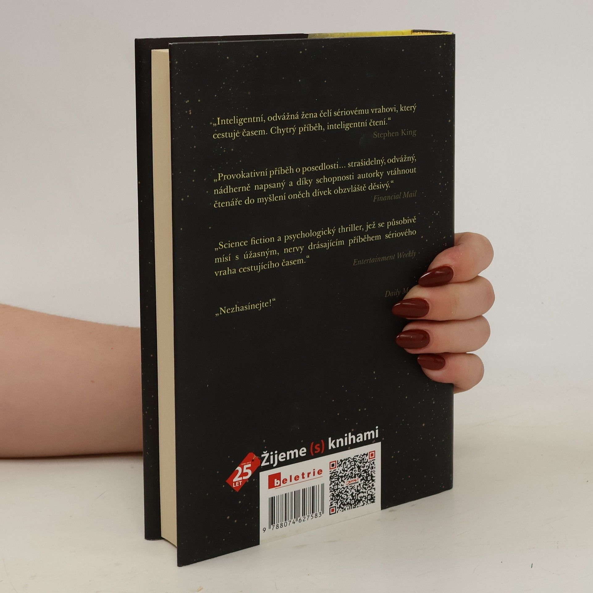 Lauren Beukes Dívka, která se třpytila