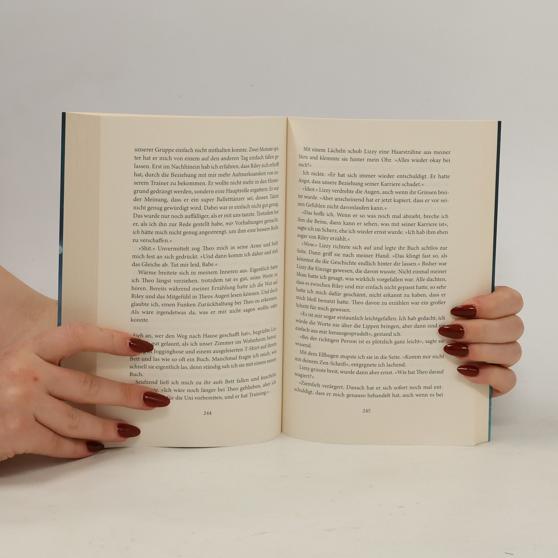 Nina Bilinszki An ocean between us