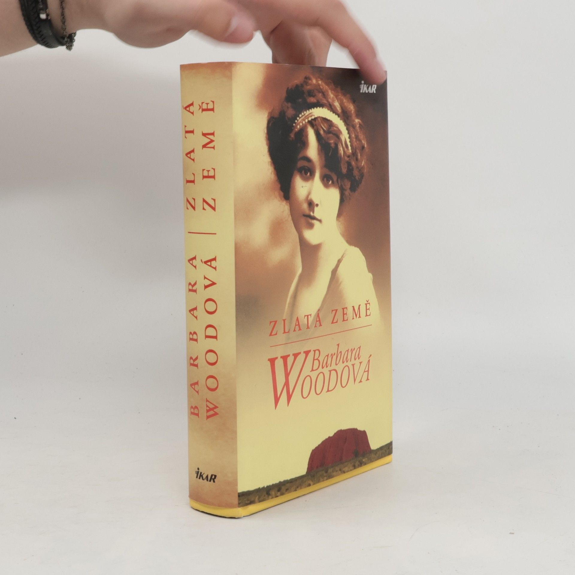 Barbara Wood Zlatá země