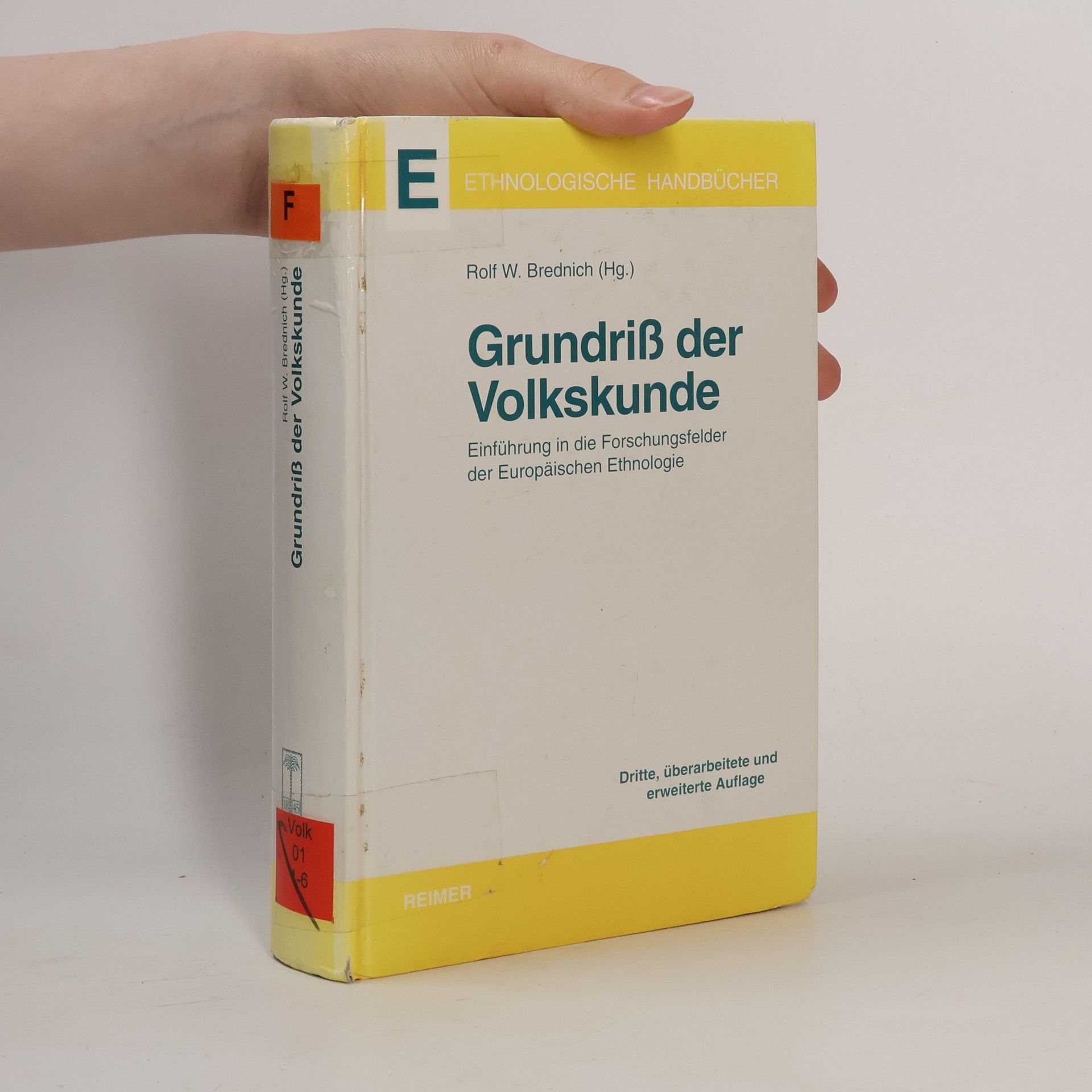 Grundriß der Volkskunde