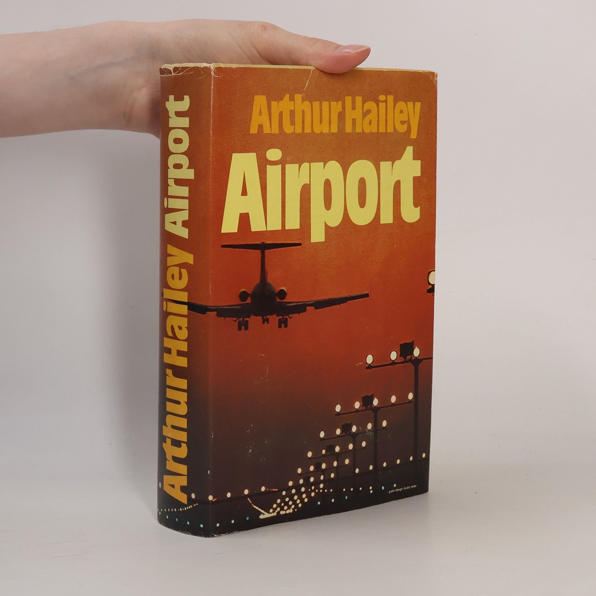 Arthur Hailey Airport
