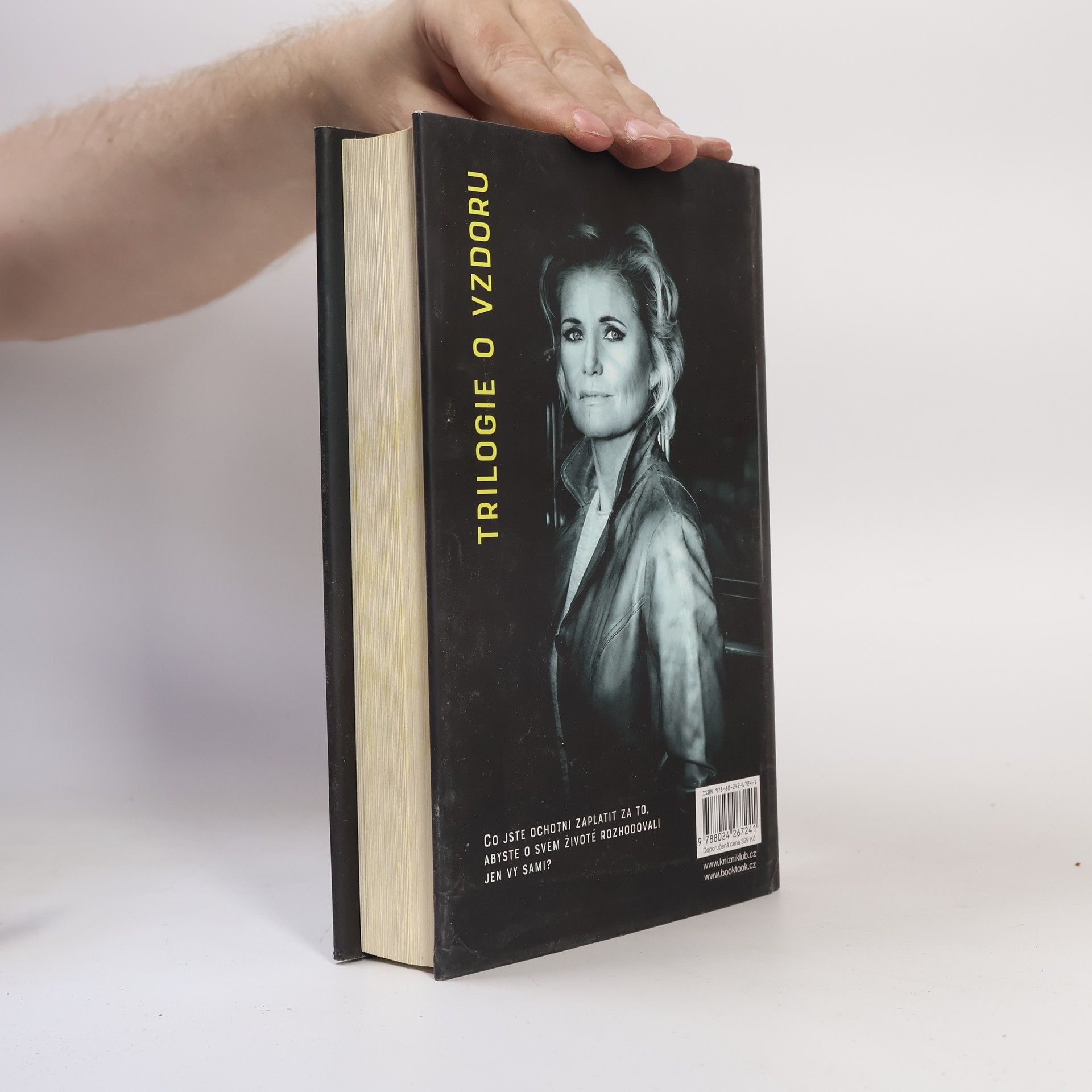 Louise Boije af Gennäs Přízraky