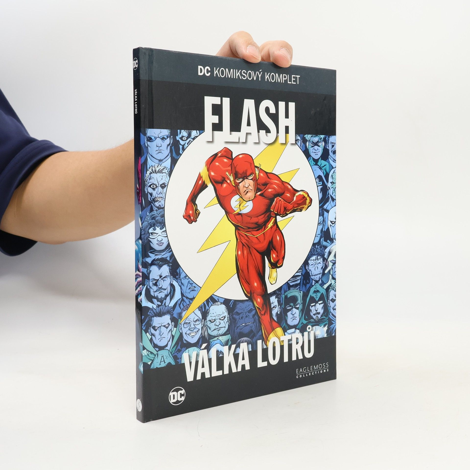 Kolektiv autorů Flash. Válka lotrů