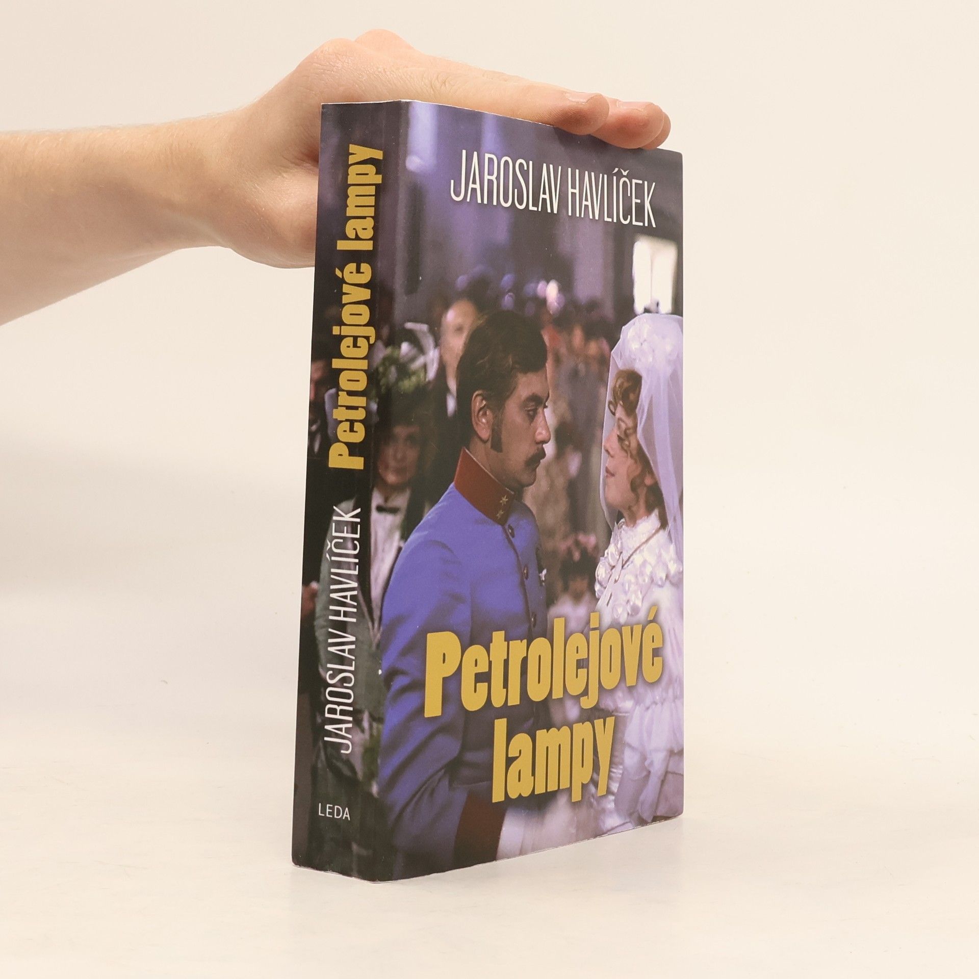 Jaroslav Havlíček Petrolejové lampy