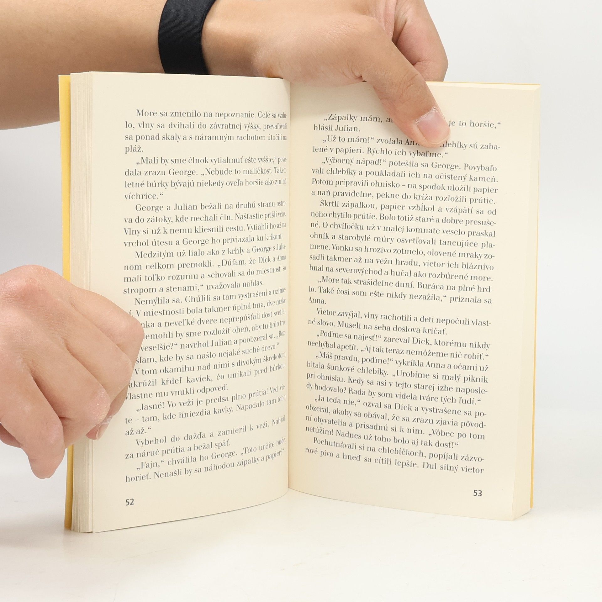 Enid Blyton Slávna 5 na ostrove pokladov