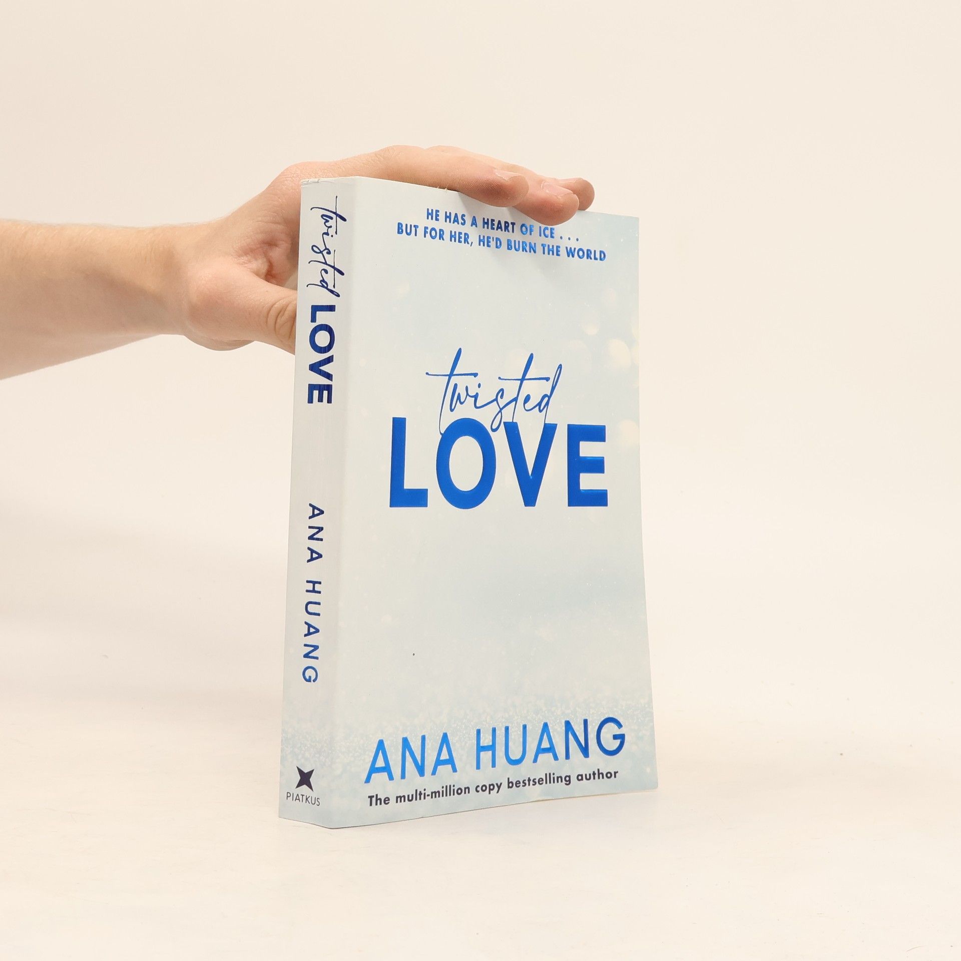 Ana Huang Twisted love. Twisted book one