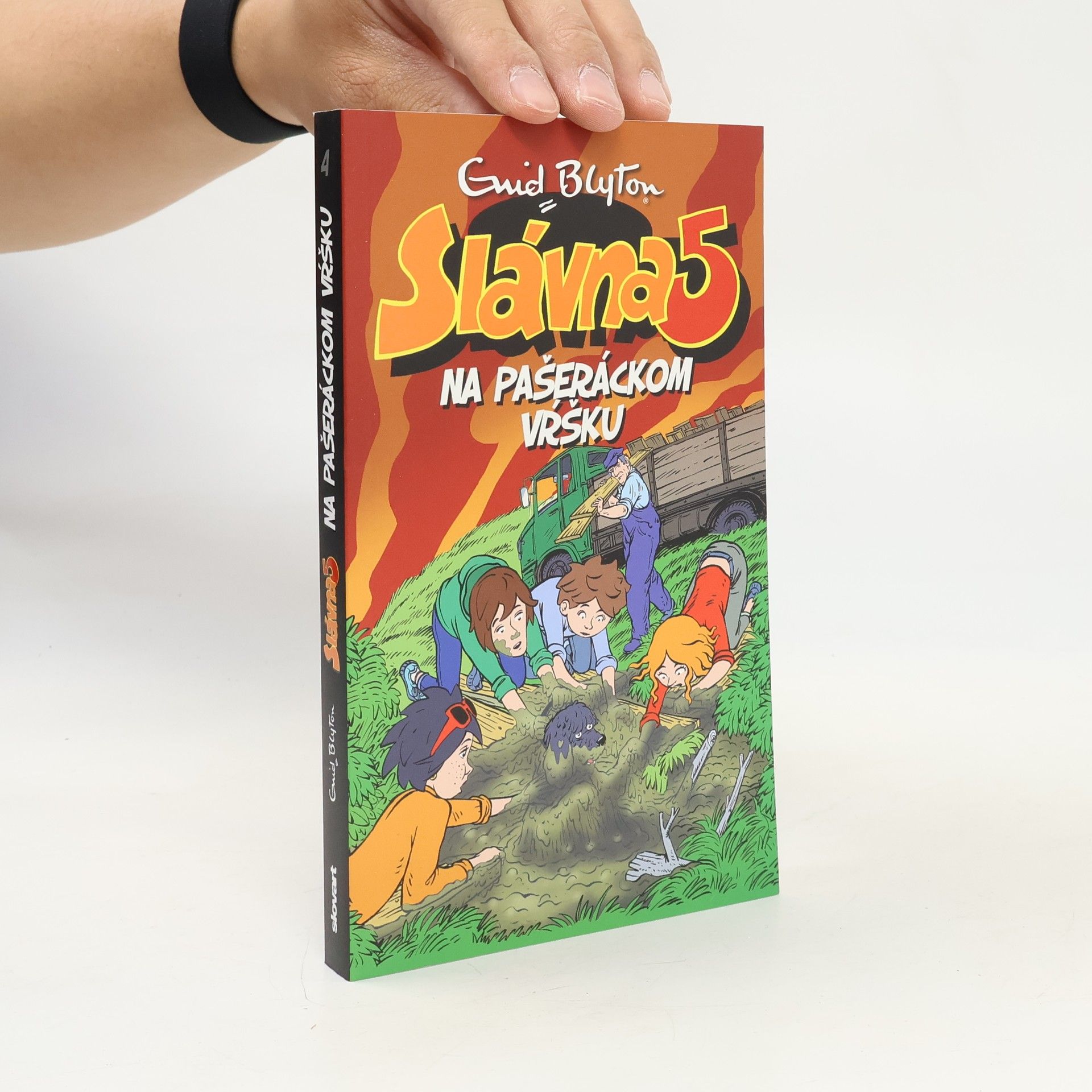 Enid Blyton Slávna päťka na Pašeráckom vŕšku