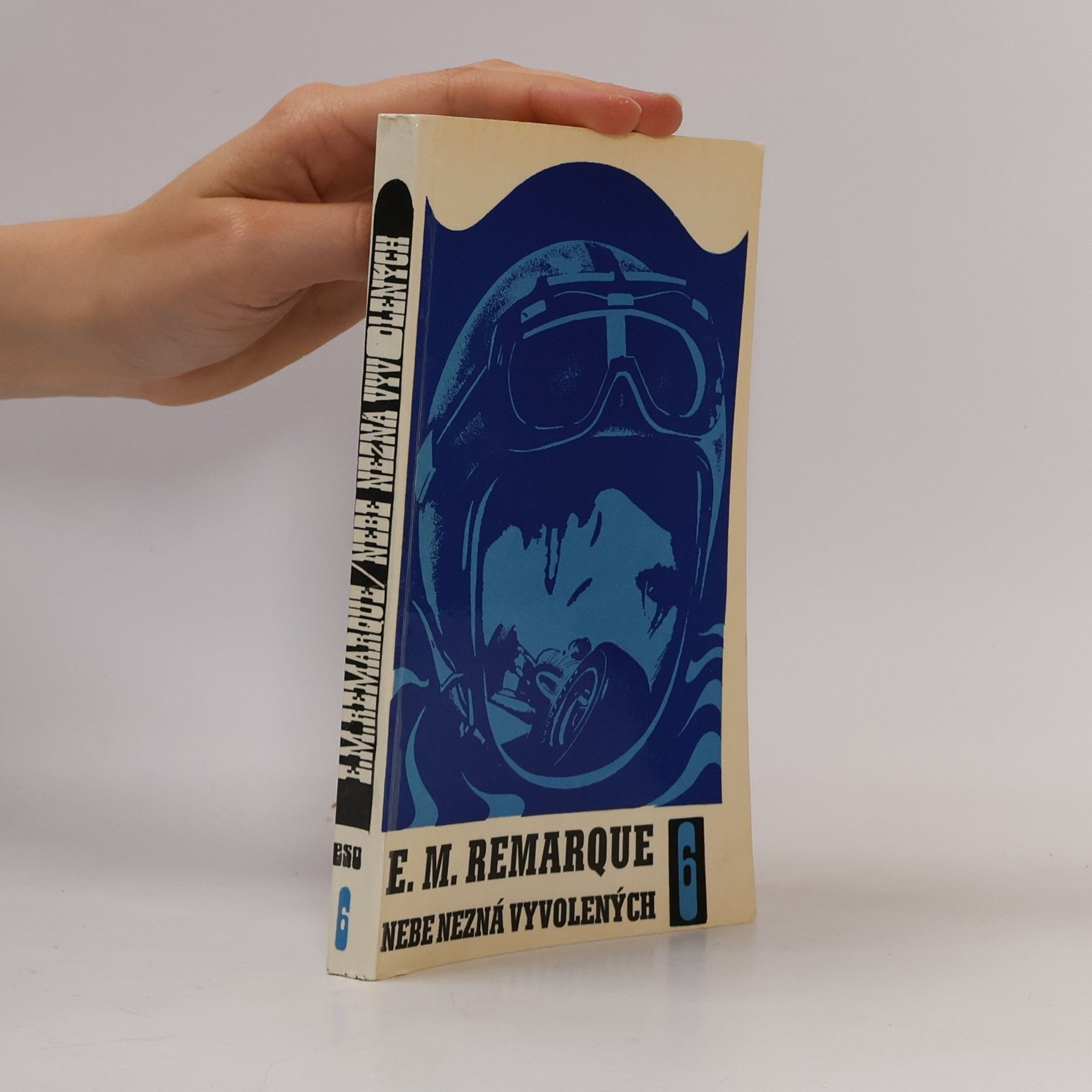 Erich Maria Remarque Nebe nezná vyvolených