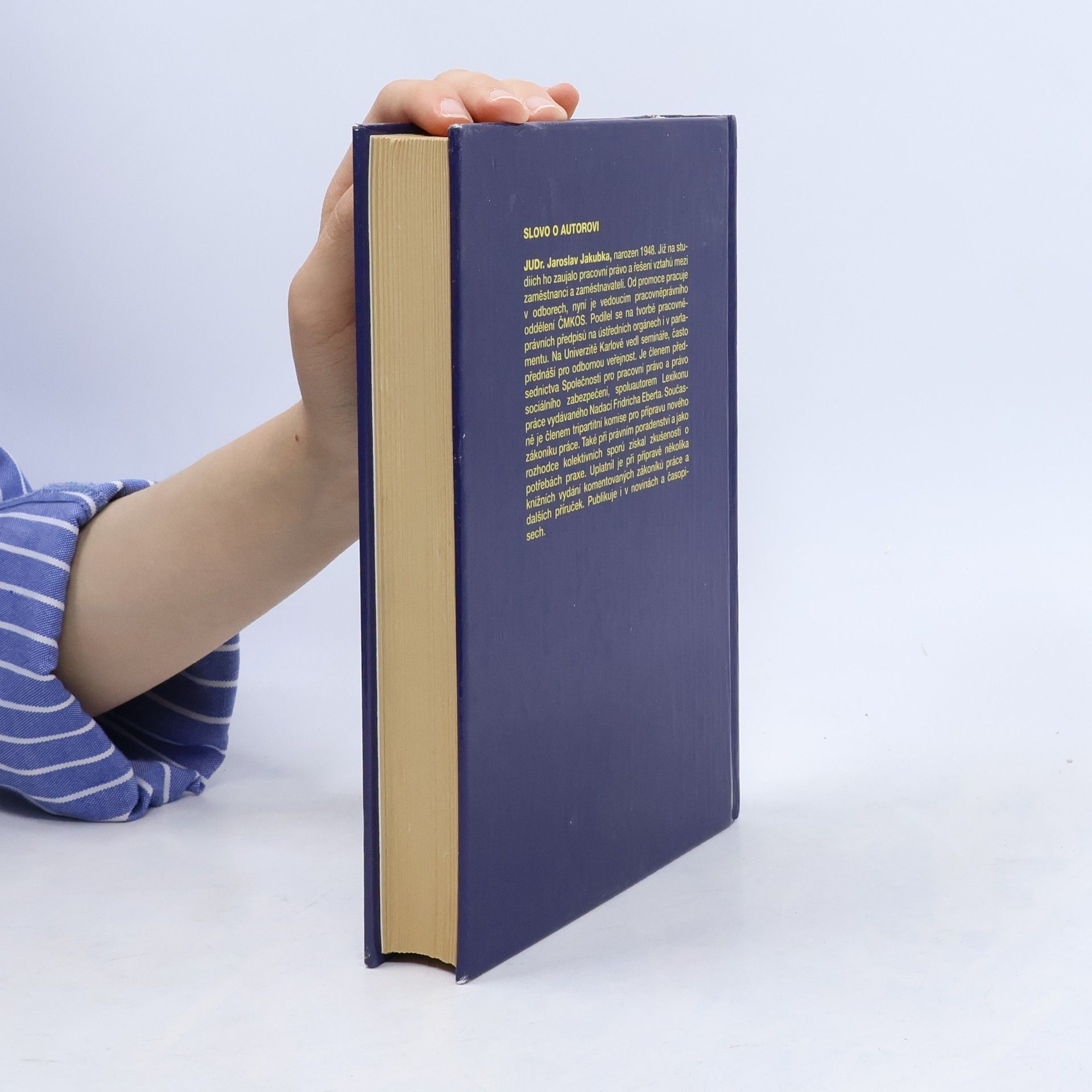 Autorenkollektiv Novelizovaný zákoník práce s komentářem. Návrh zásad zákona o státní službě