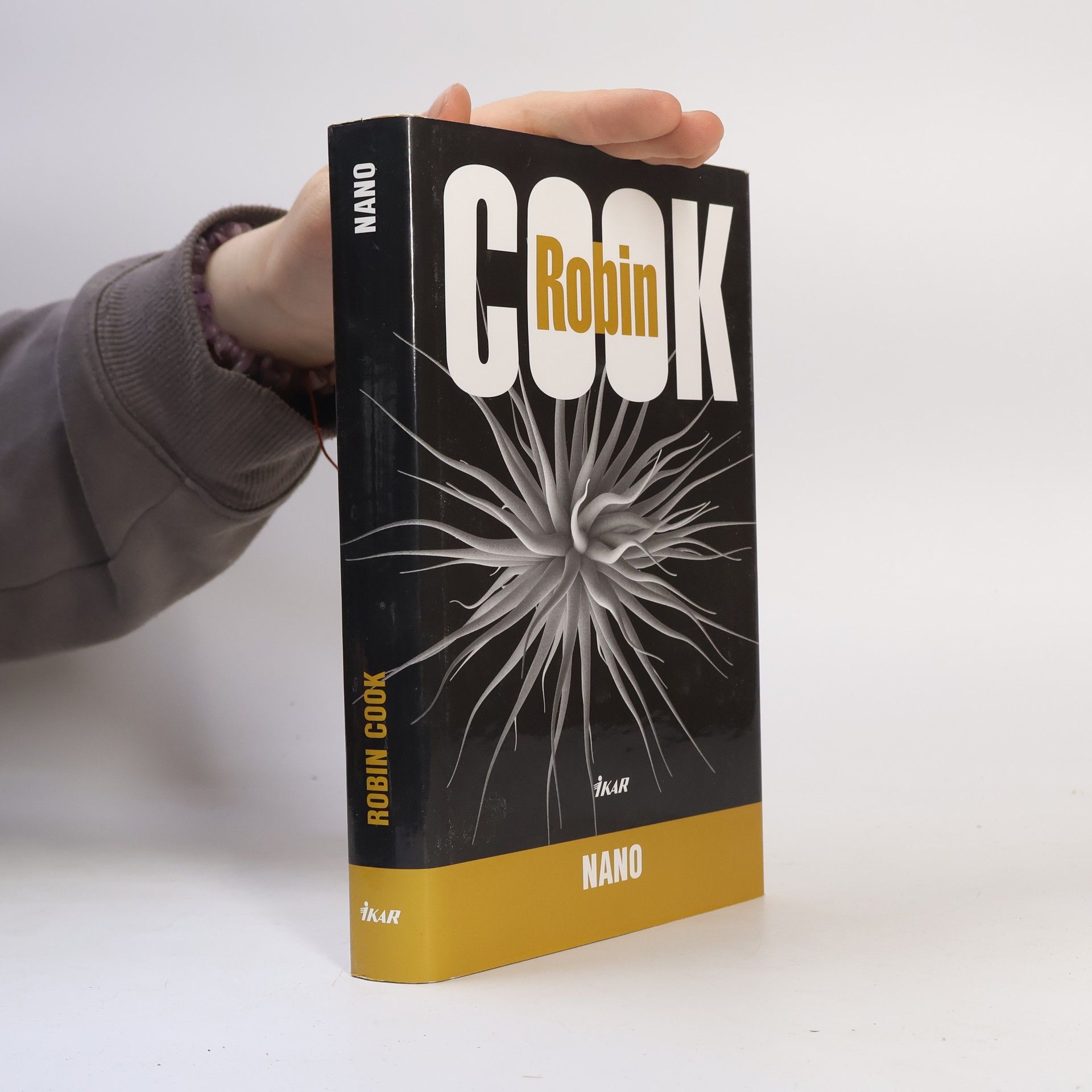 Robin Cook Nano