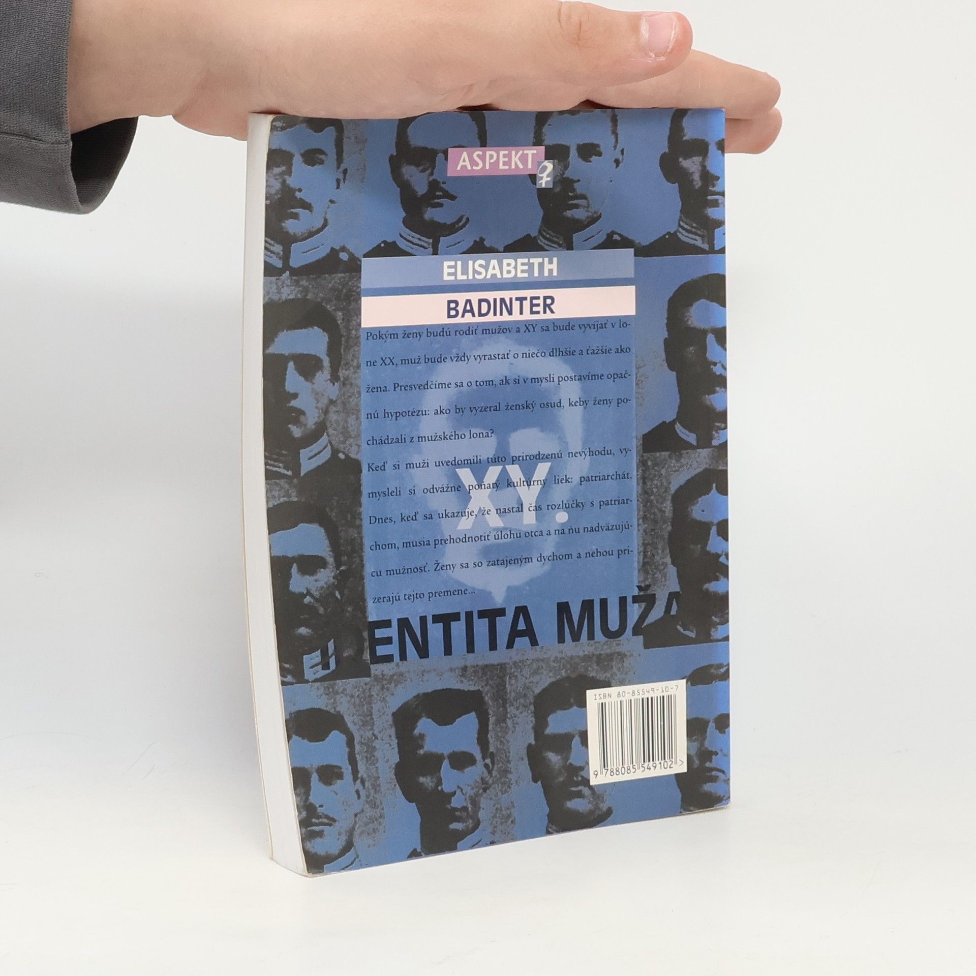 Élisabeth Badinter Identita muža