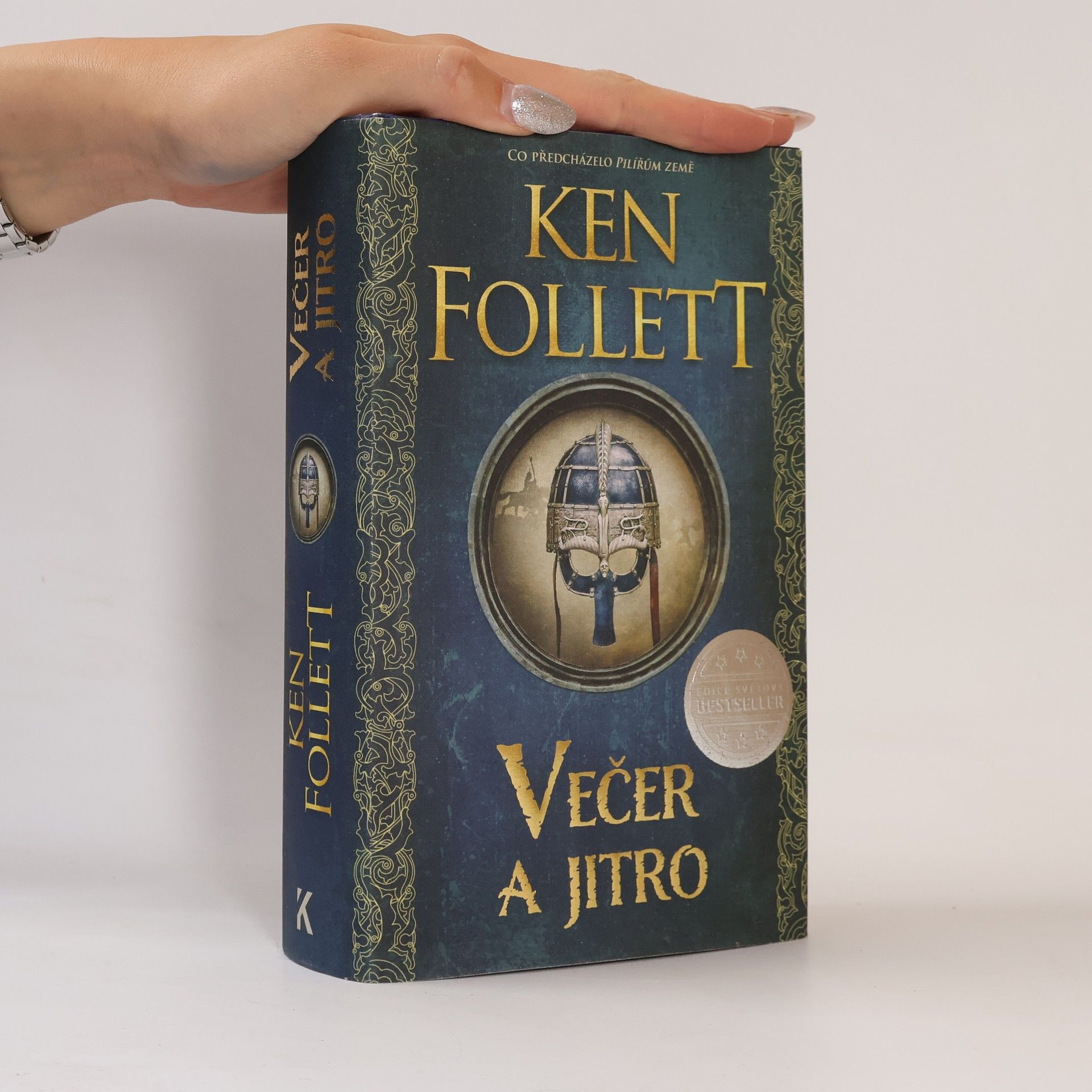 Ken Follett Večer a jitro