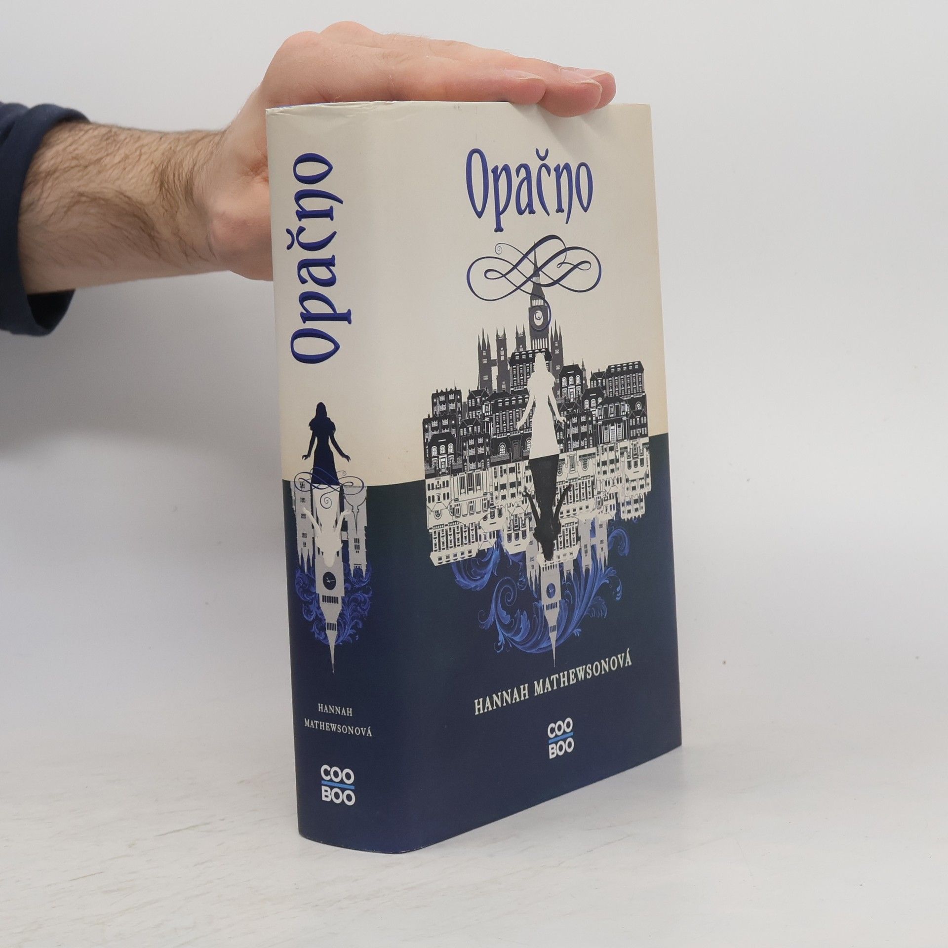 Hannah Mathewson Opačno